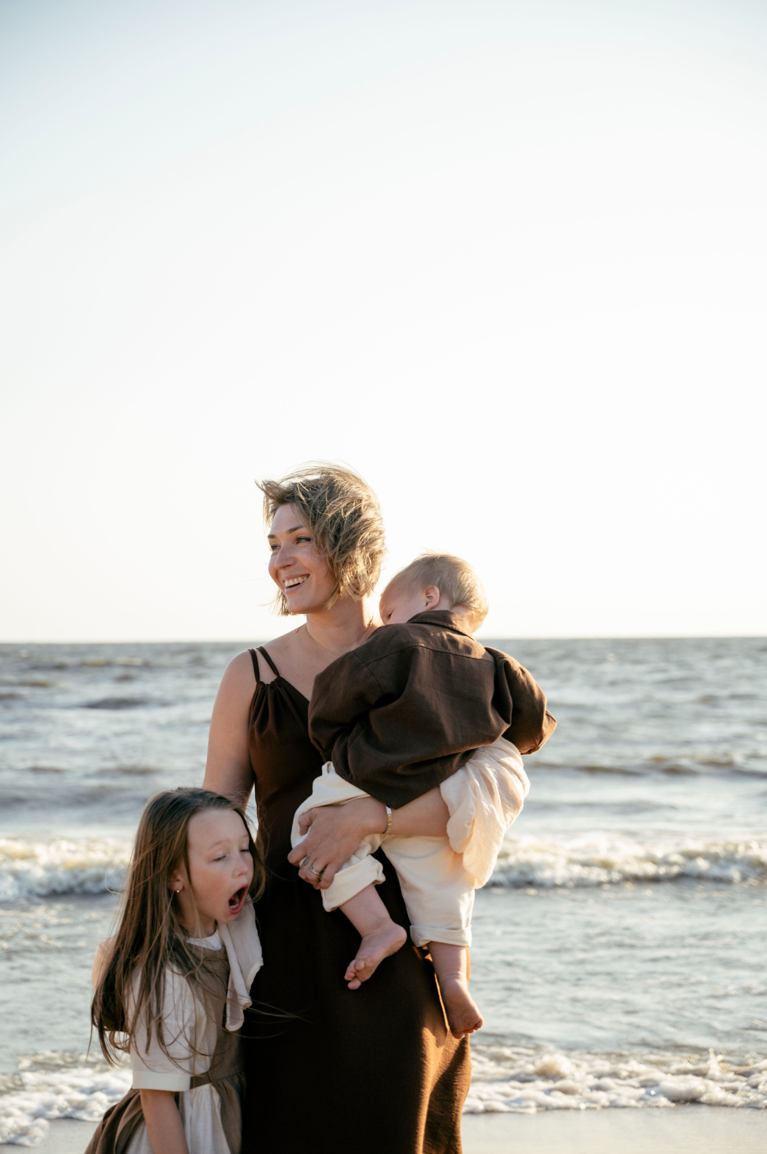 Алина. Профессиональный фотограф беременности в СПБ. Стильные фотосессии беременности в стиле минимализм и классическая фотография