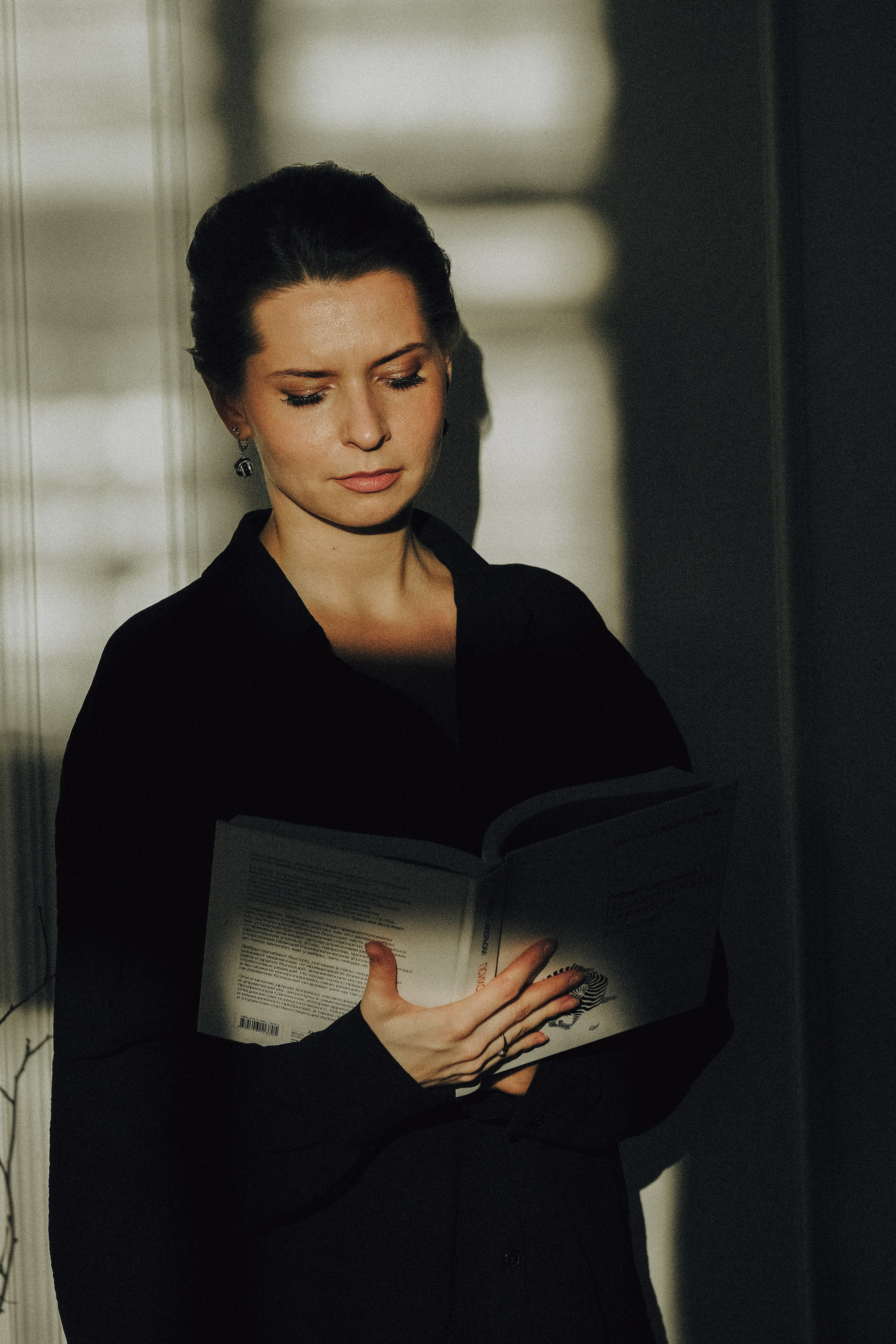 ФОТОСЕСИИЯ В СТУДИИ ДЛЯ ДЕВУШКИ ПСИХОЛОГА. Профессиональный фотограф, Санкт-Петербург — Виктория Богомолова