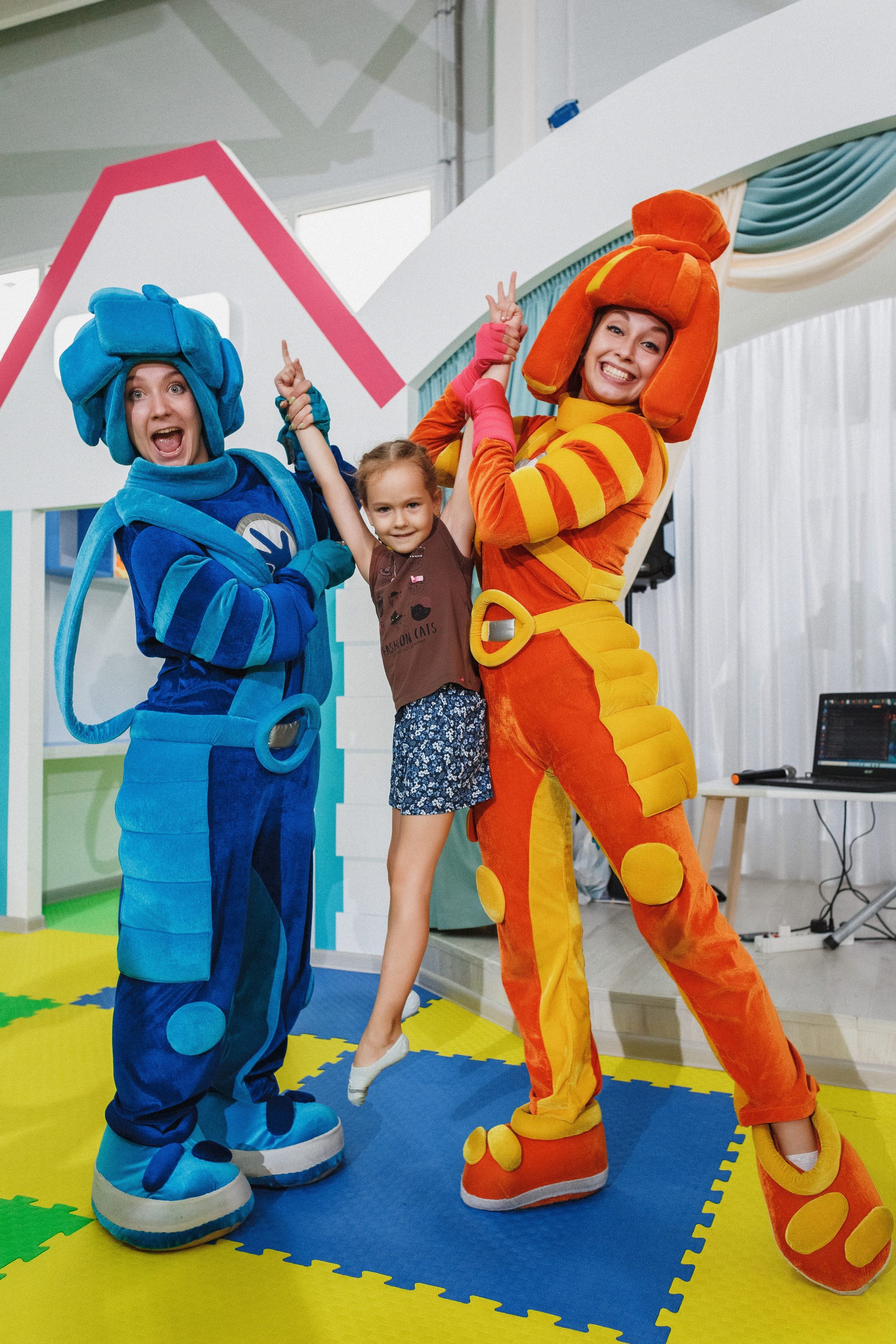 Волшебные моменты: детский праздник в игровой Клумба, Таганрог. Свадебный и семейный фотограф в Таганроге Бакарюк Антон