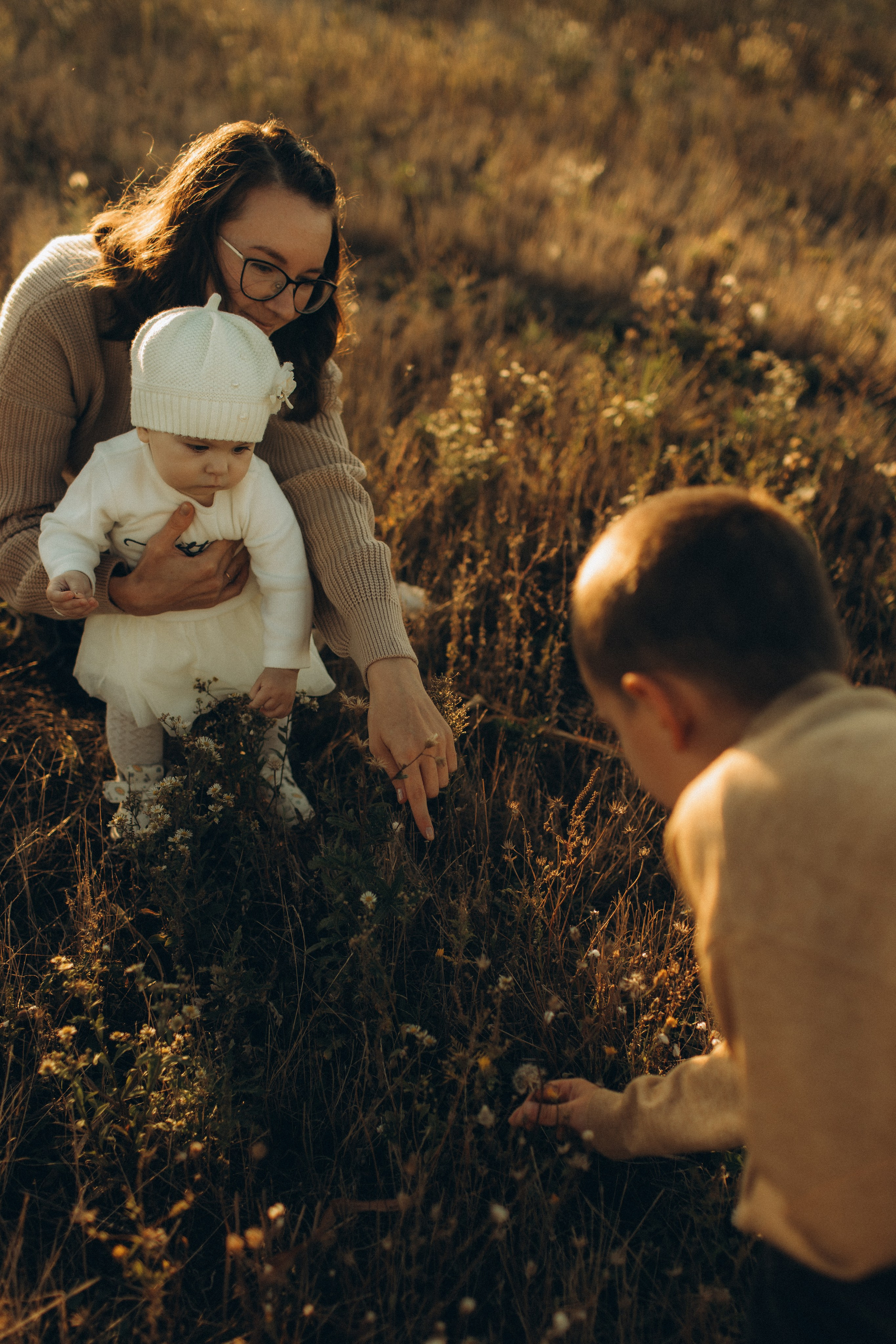 Юлия прогулка в поле. Александра Ниценко СЕМЕЙНЫЙ ФОТОГРАФ ИЗ СТАВРОПОЛЯ