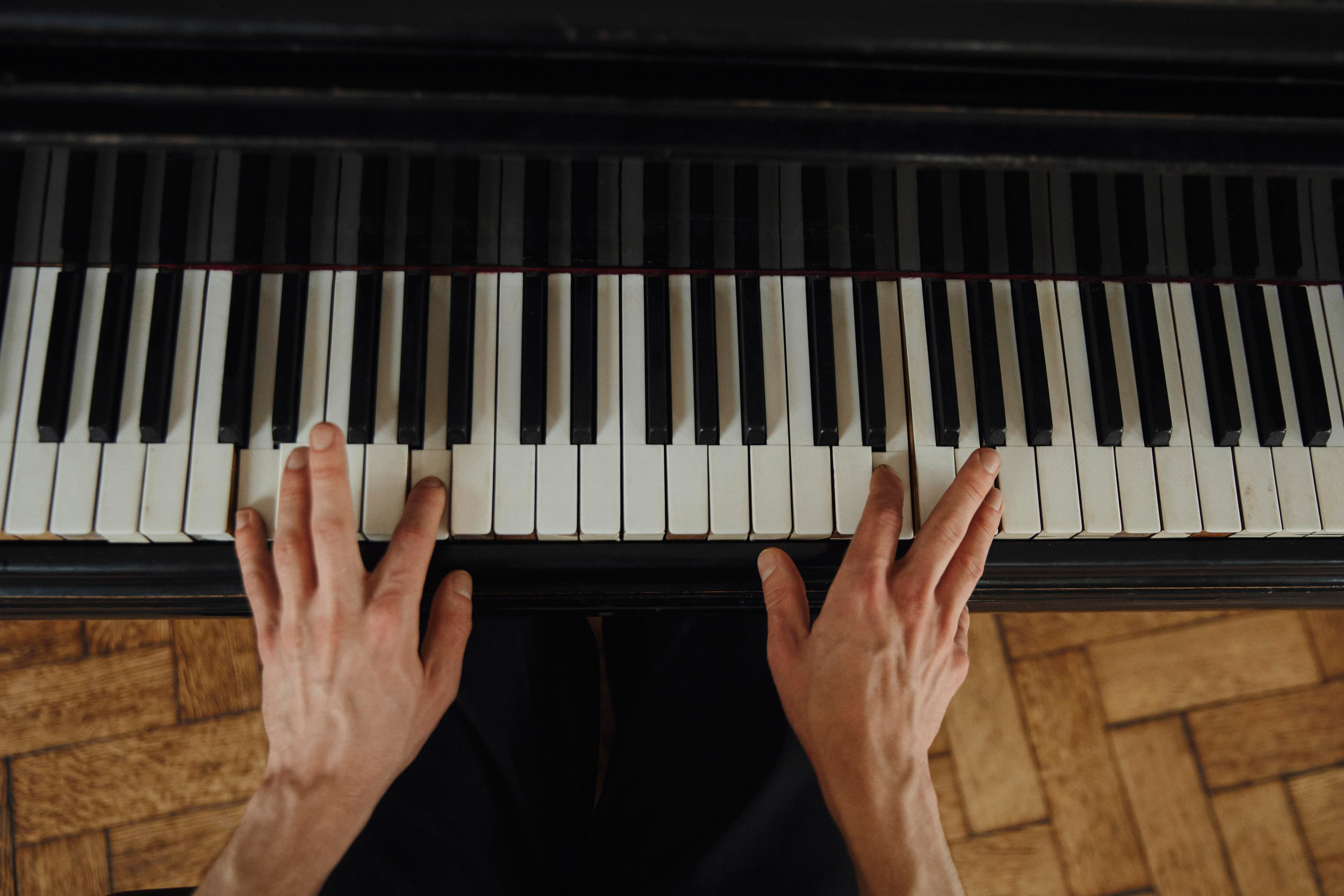 История о любви двух мечтателей. Свадебный фотограф в Москве Кристина Засухина