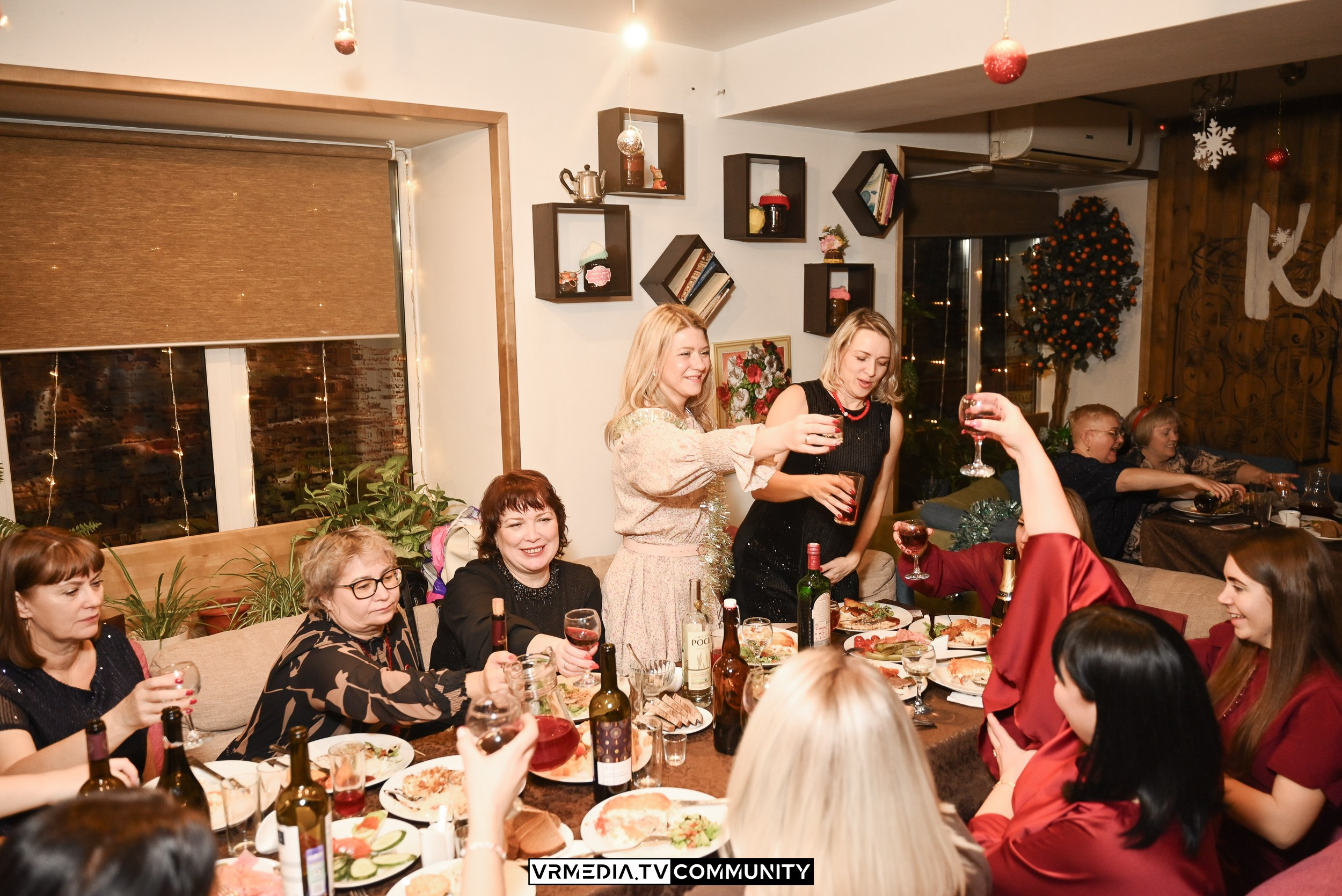 Новогодний вечер в кафе «Кампот»