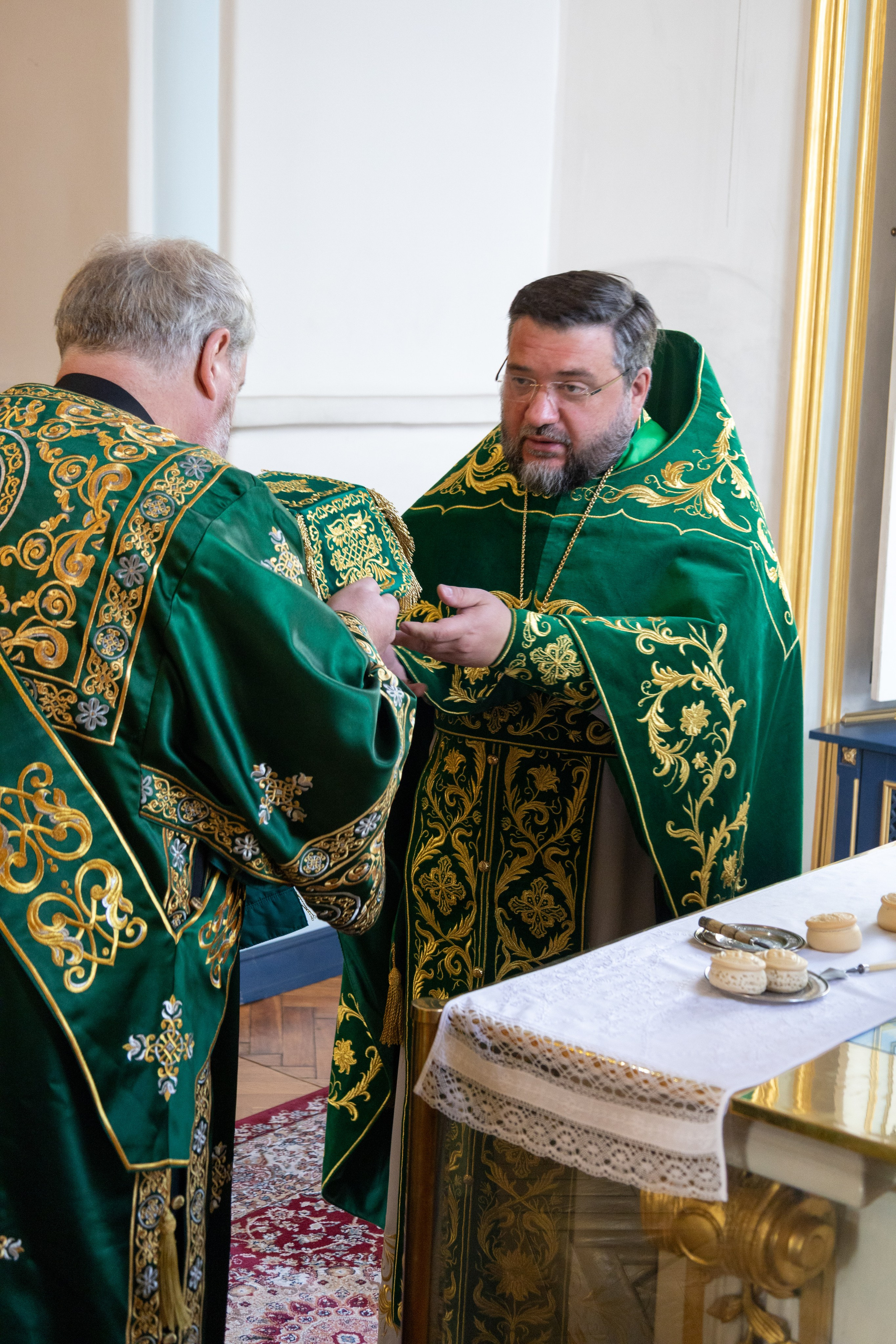 Неделя 16-я по Пятидесятнице, по Воздвижении. Глас 7-й. Попразднство Воздвижения Креста. Вмч. Никиты. НИКОЛО-БОГОЯВЛЕНСКИЙ МОРСКОЙ СОБОР