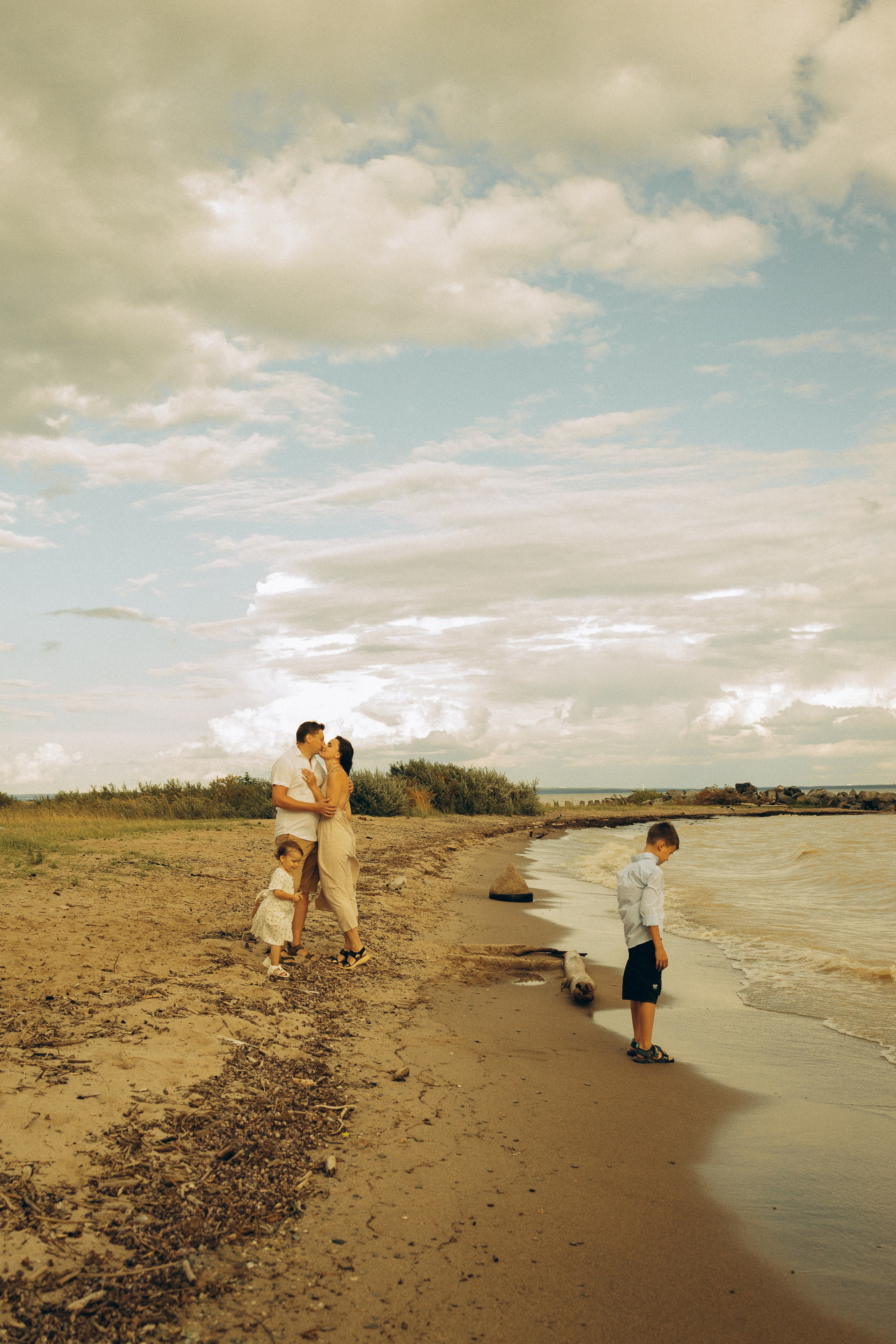 На природе. Семейный фотограф Новосибирск Фотограф на выписку Новосибирск