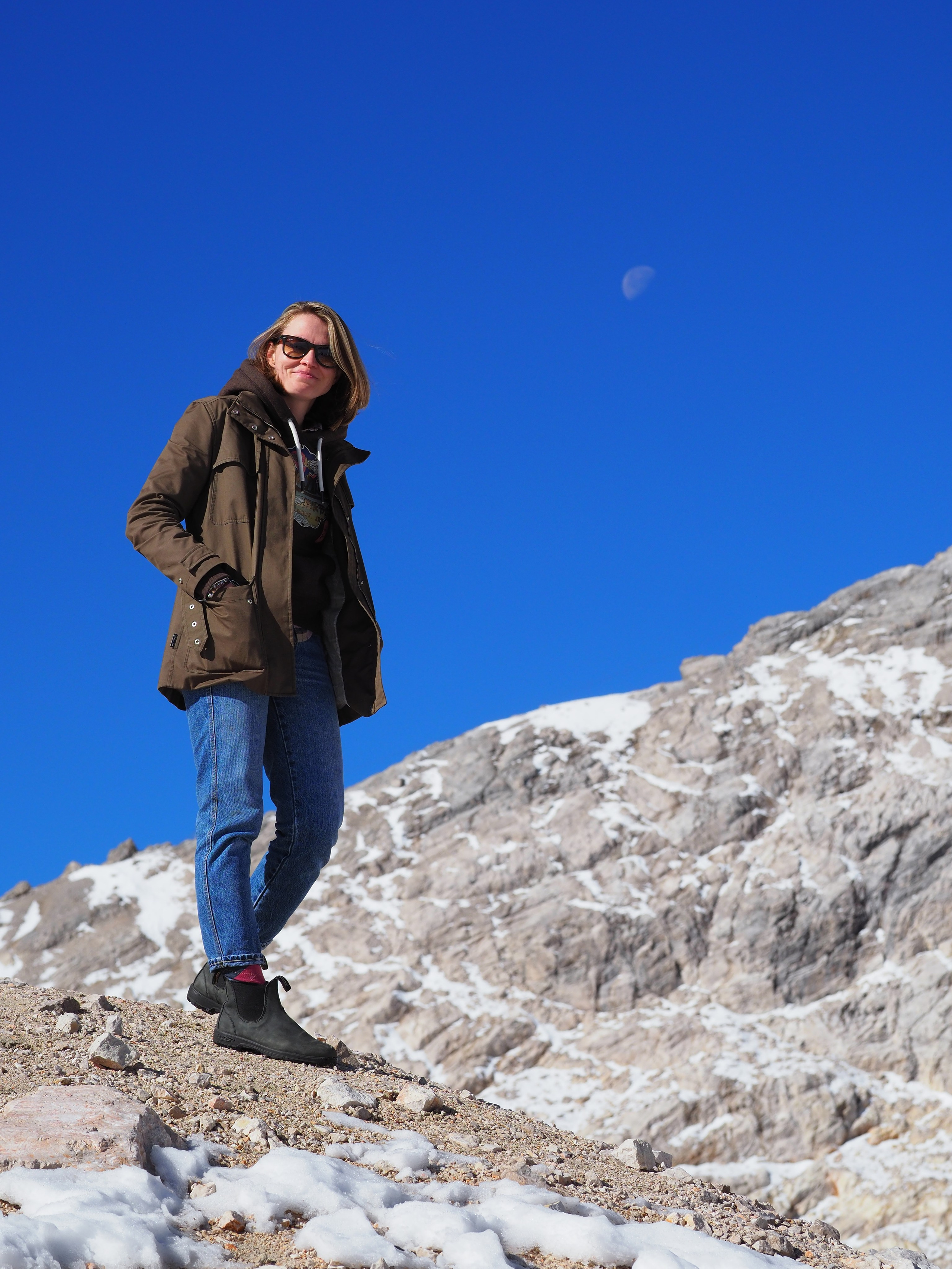 Девочка и горы. Семейный фотограф в Красноярске Лизоркина Вера