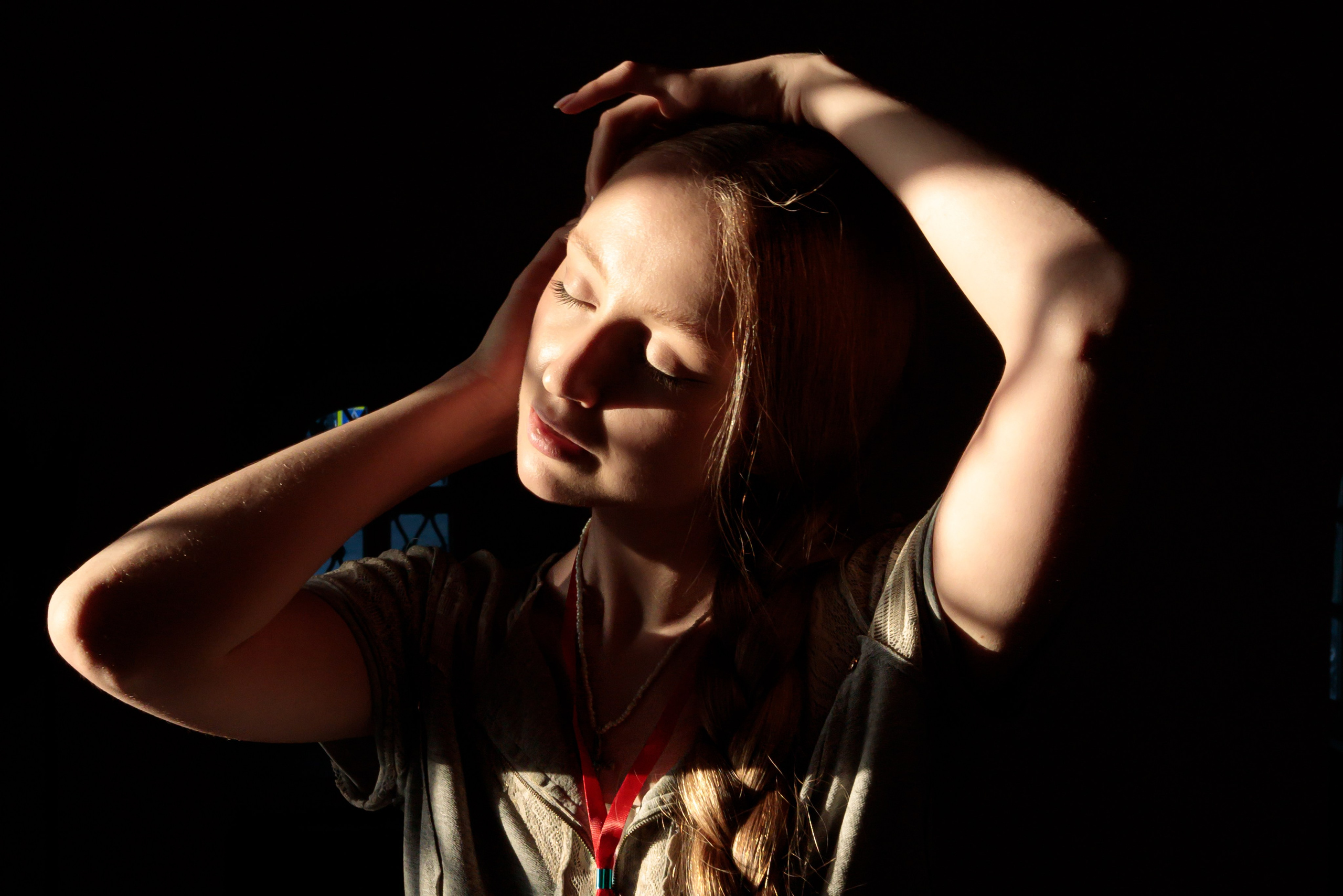 Дана. Фотосессии в студии СПб Портретный фотограф — Юрий Торлопов