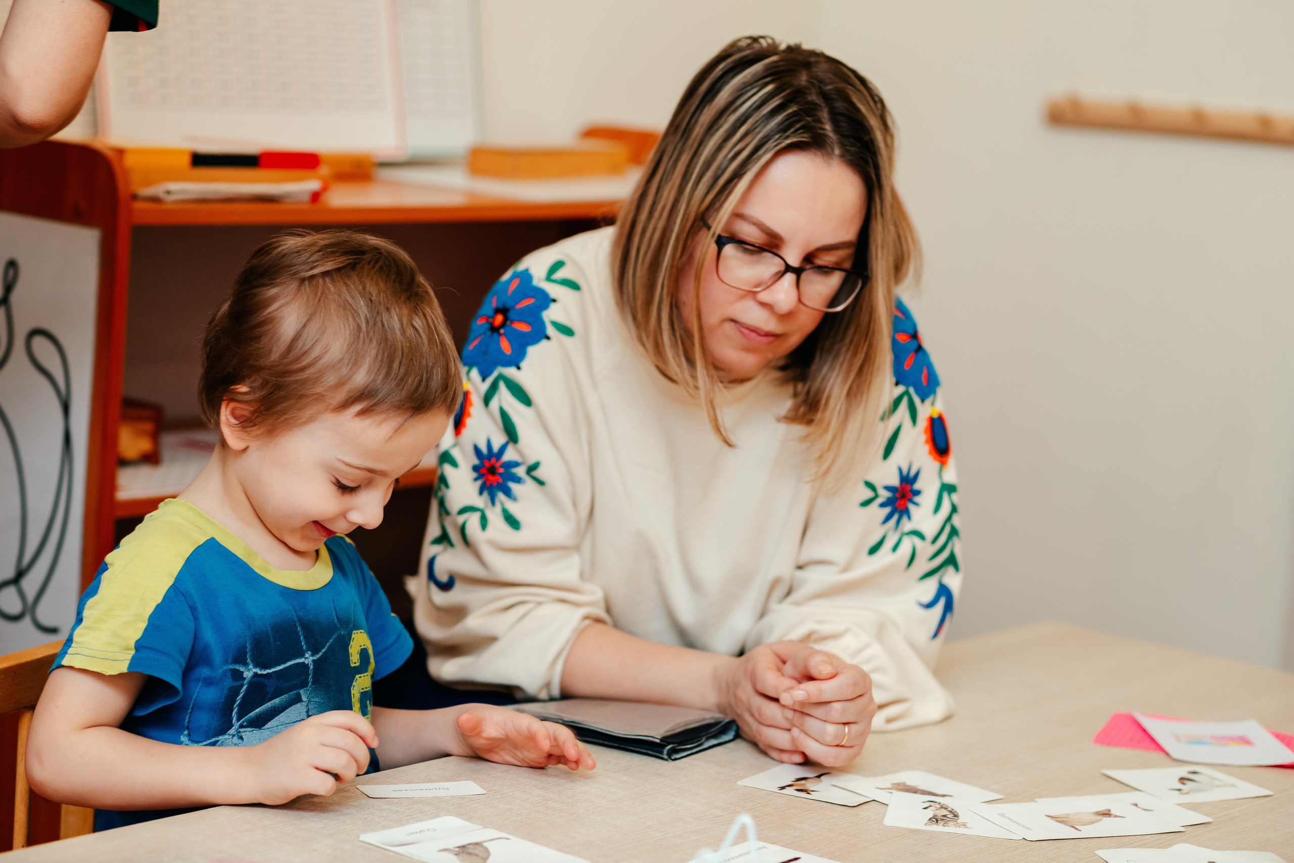 8 марта в Монтессори-саду. Семейный lifestyle фотограф в Санкт-Петербурге Людмила Пахомова