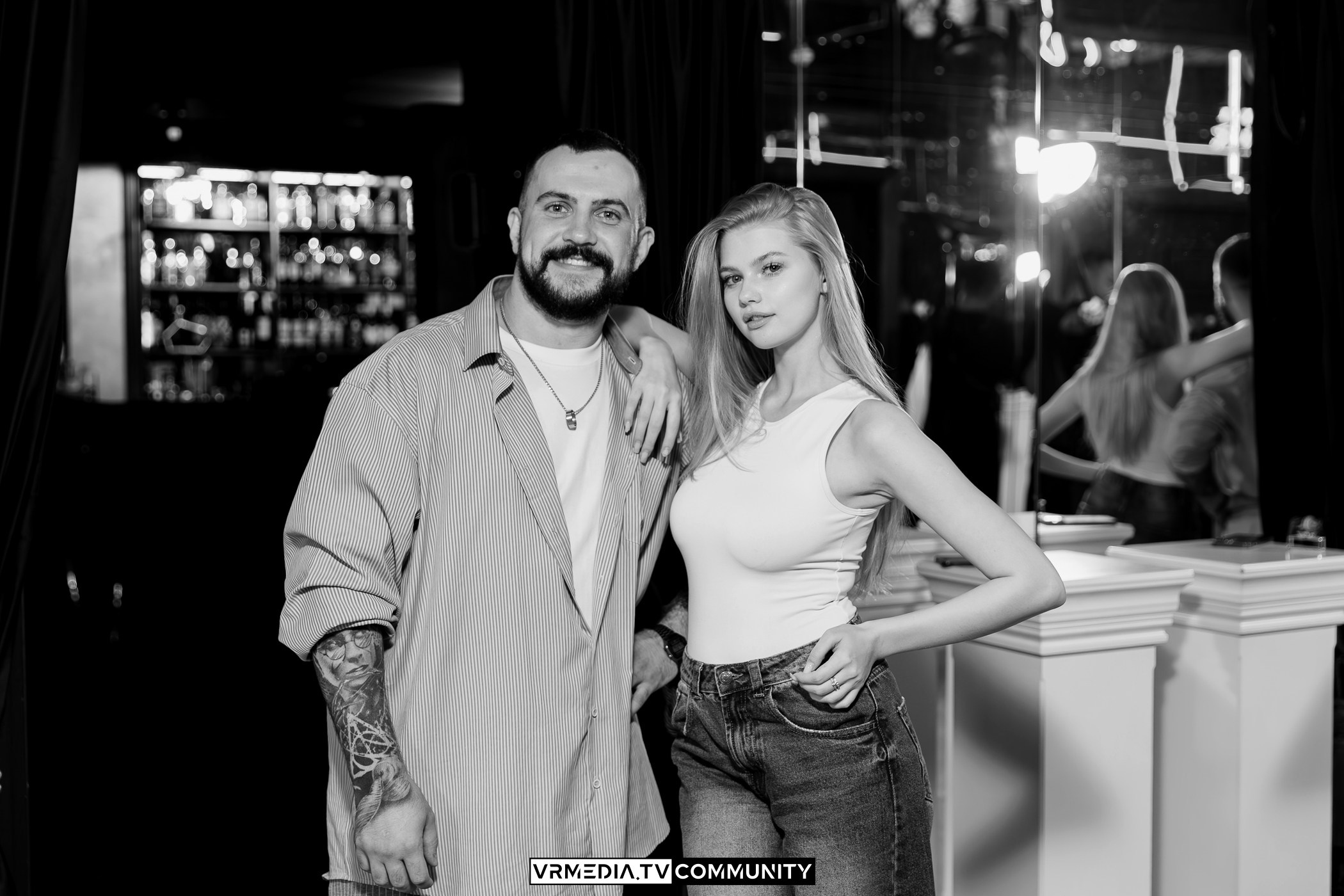 Караоке-бар «Volna»: Friends day или день дружбана