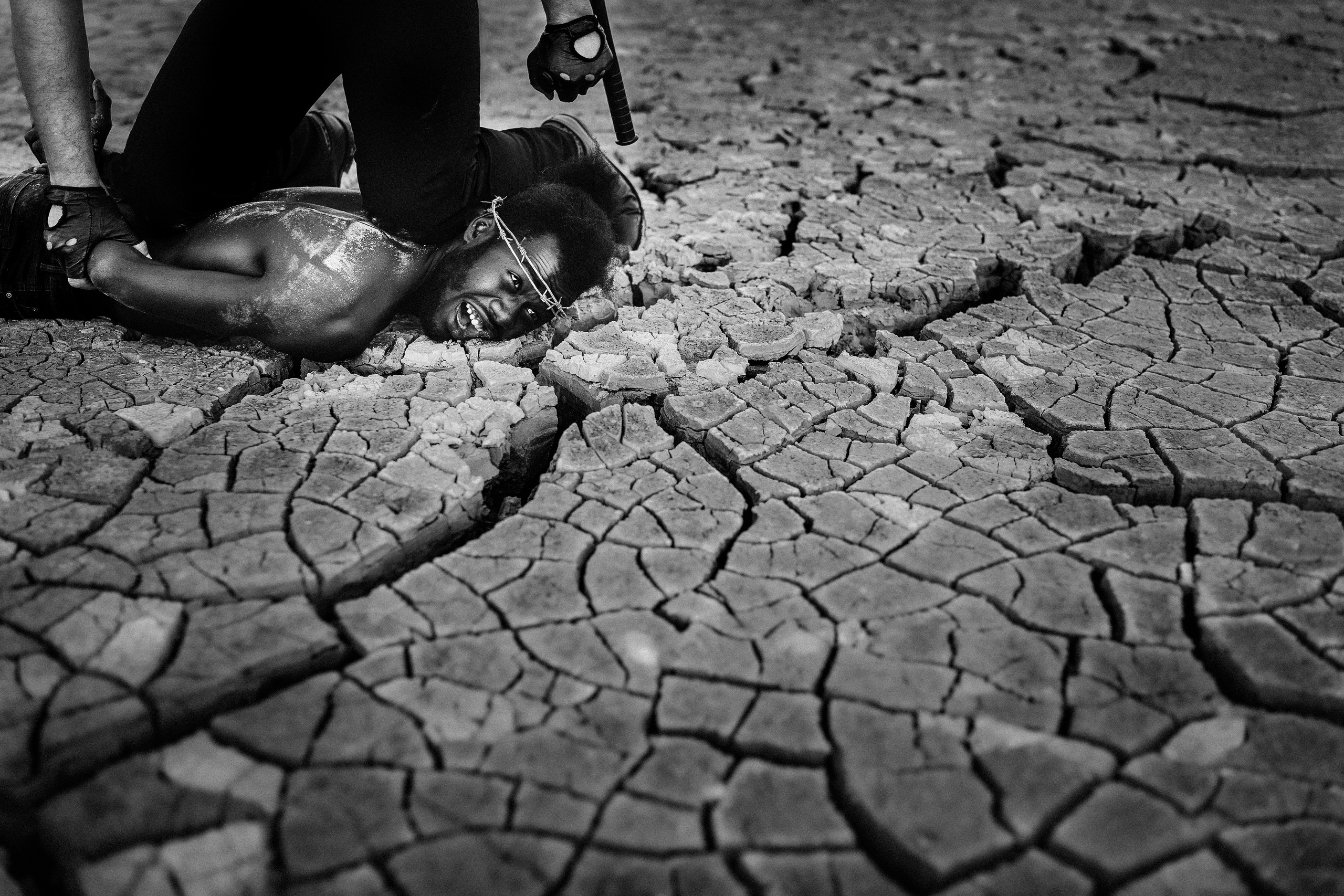 На тему неких событий в Америке. Фотограф Олег Сотник