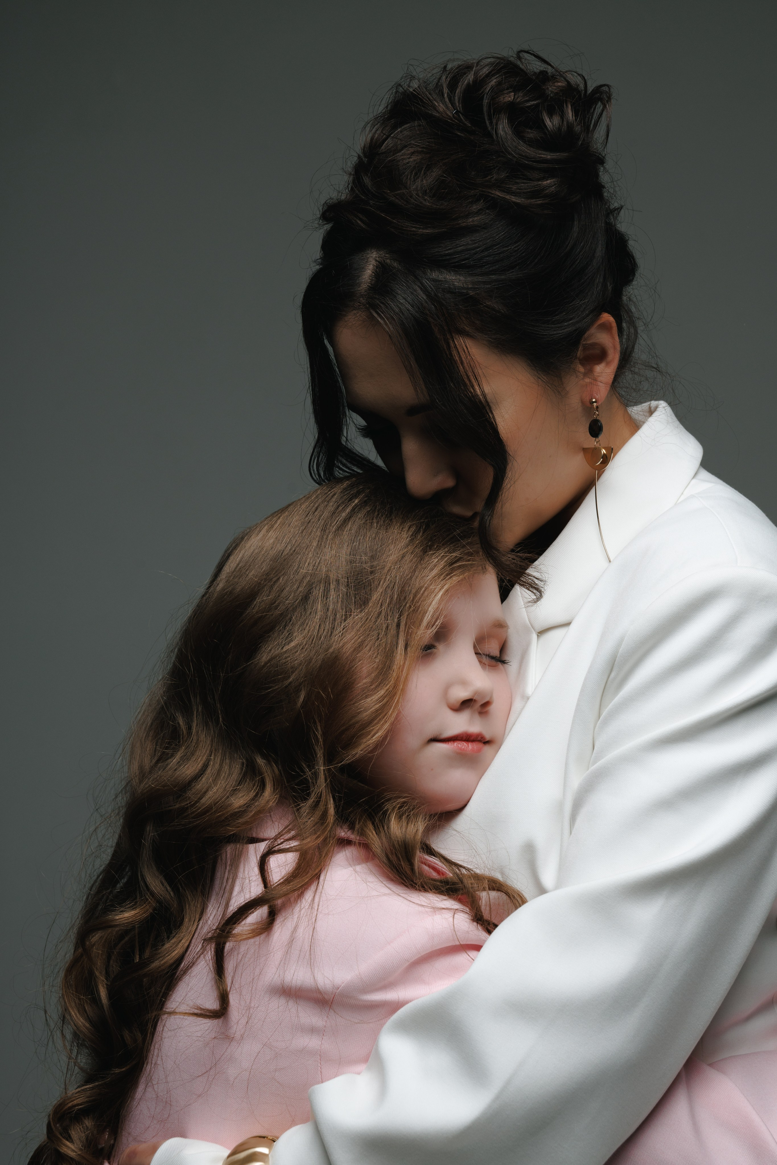 Женская фотосессия в минимализме. Профессиональный фотограф в Санкт-Петербурге Александр Волосенцев