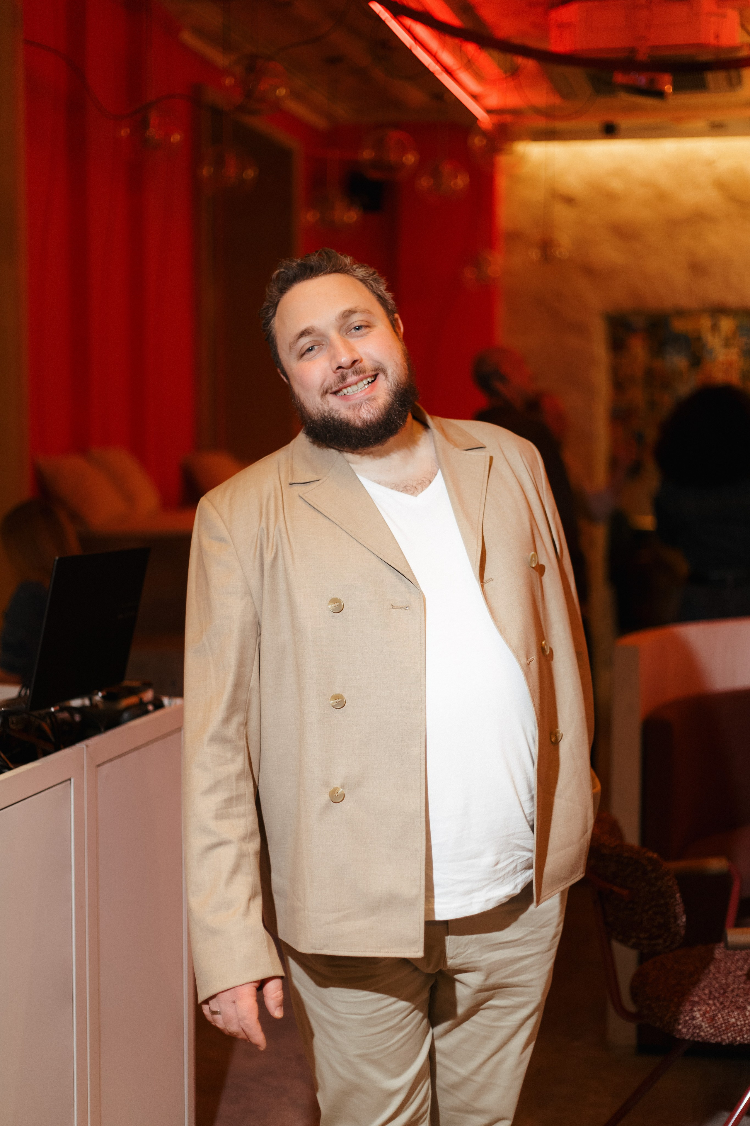 AMORE ОТКРЫТИЕ — DAY II. СВОИ. ФОТООТЧЕТЫ-СОБЫТИЯ-МЕСТА