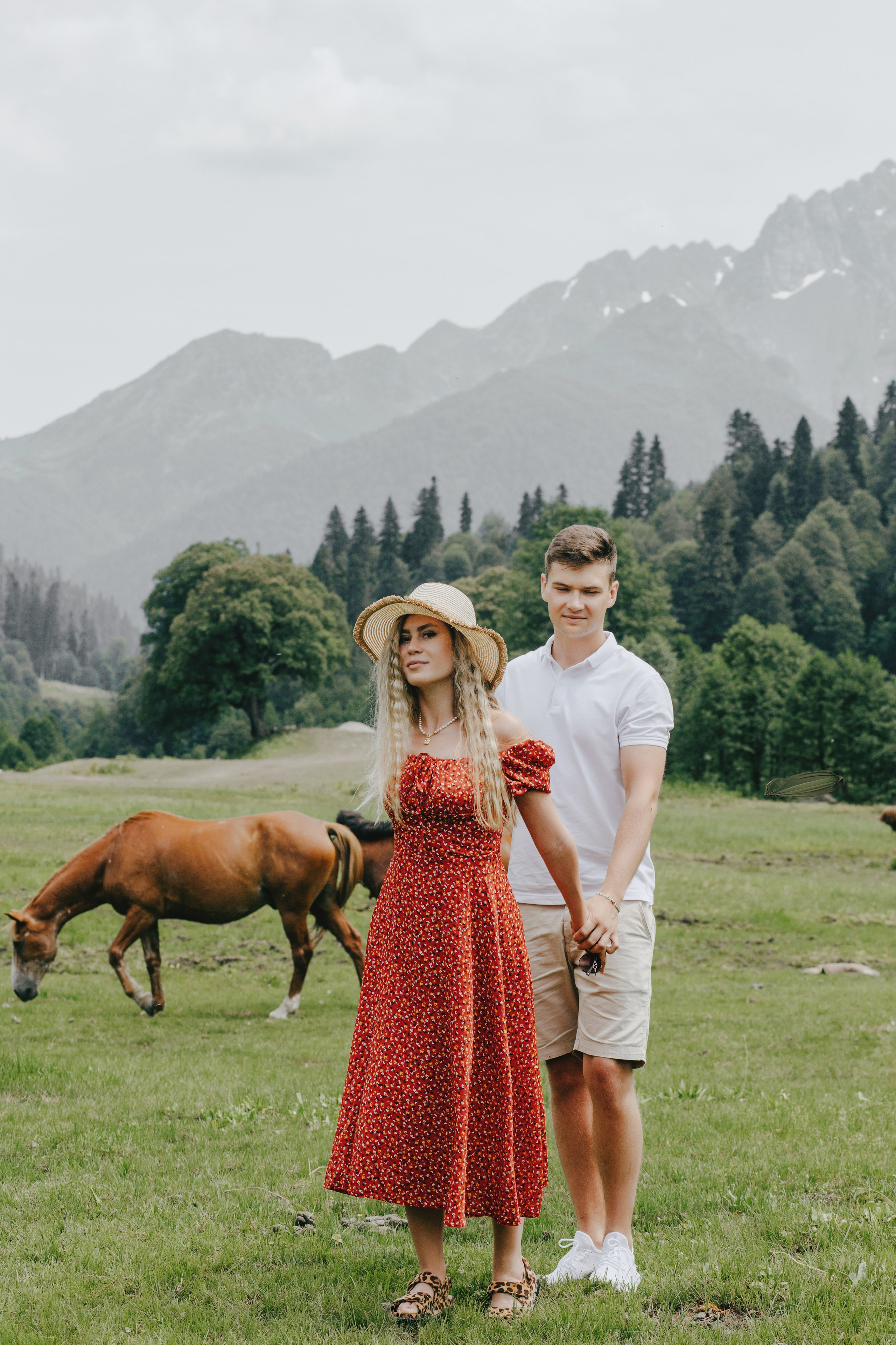 Рица+ Водопад+Аренда катера 25 000. RetroChic Фото