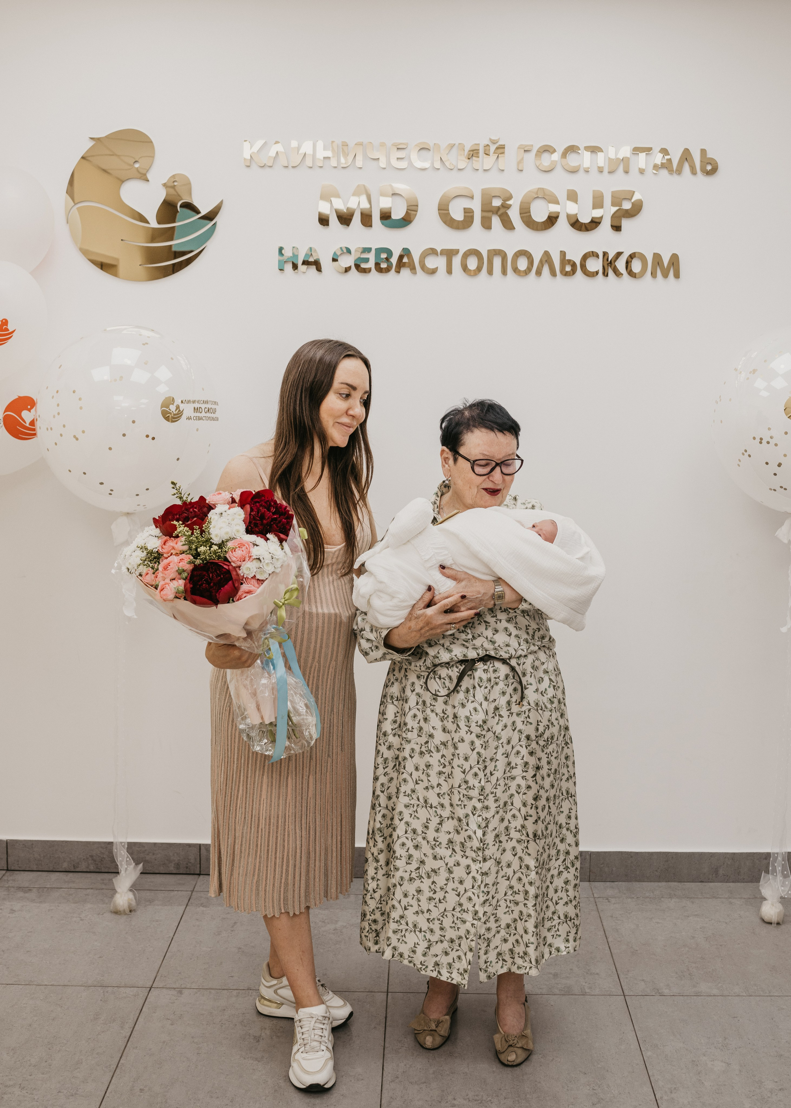 Выписка Марка. Фотограф на выписку из роддома в Москве и МО
