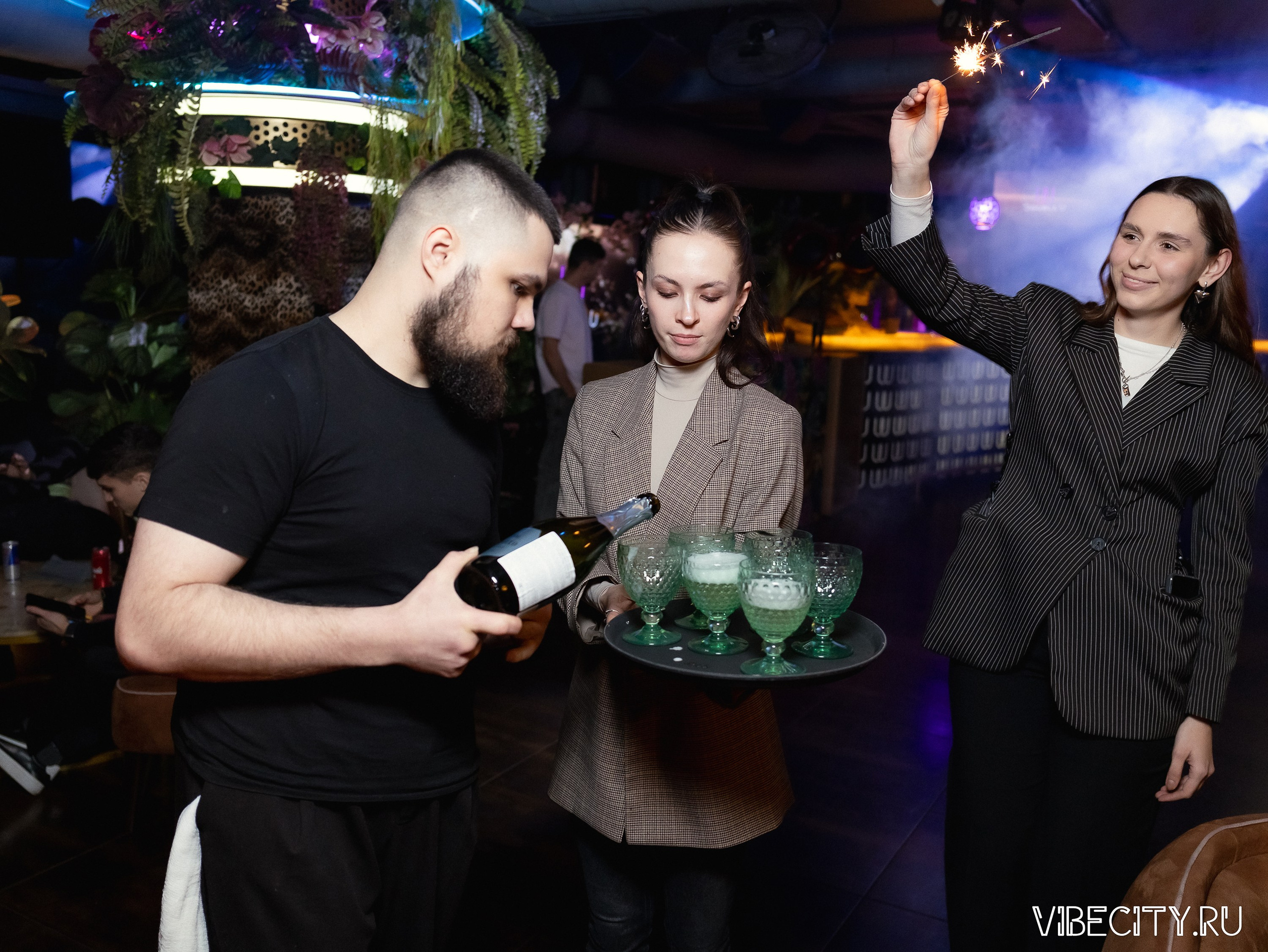 DOUBLE U. VIBECITY.RU Вайб Сити Ру Фоторепортажи Фотоотчеты Калининград