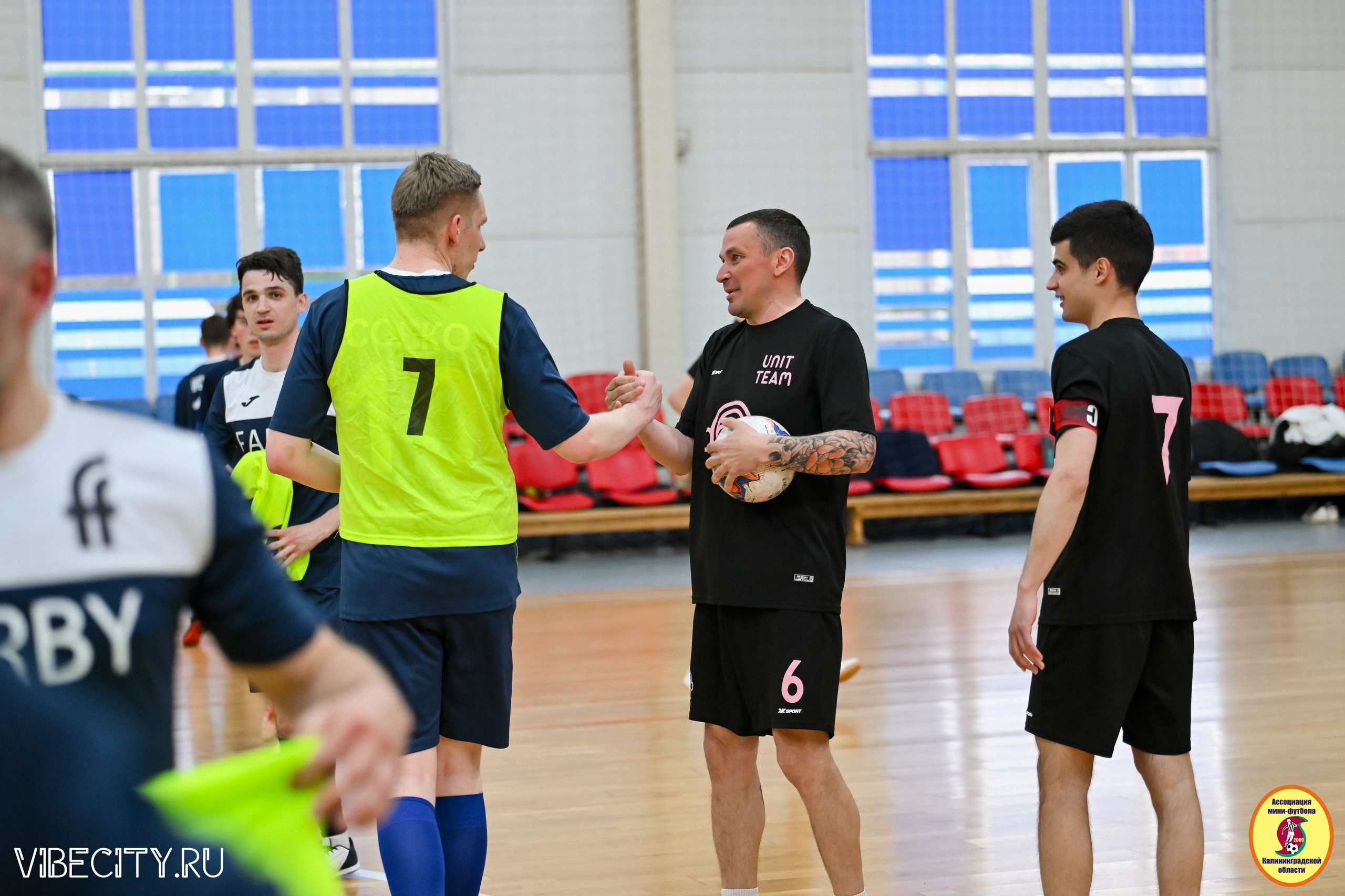 8 тур Корпоративной Бизнес-Лиги по футзалу. VIBECITY.RU Вайб Сити Ру Фоторепортажи Фотоотчеты Калининград