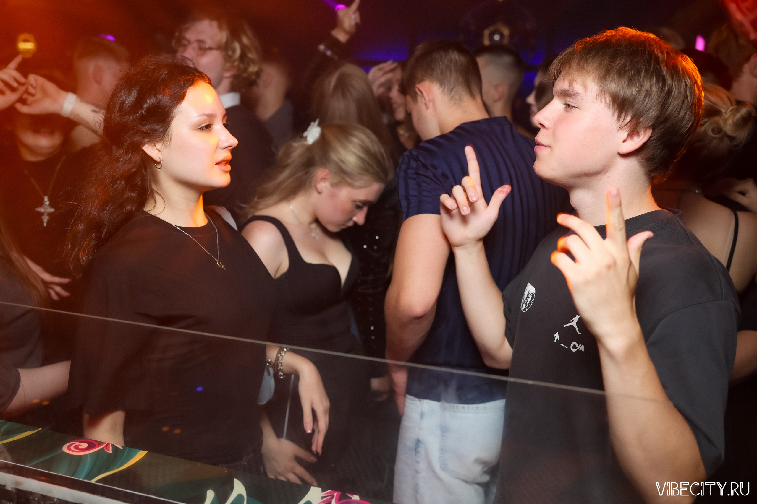 DOUBLE U. VIBECITY.RU Вайб Сити Ру Фоторепортажи Фотоотчеты Калининград