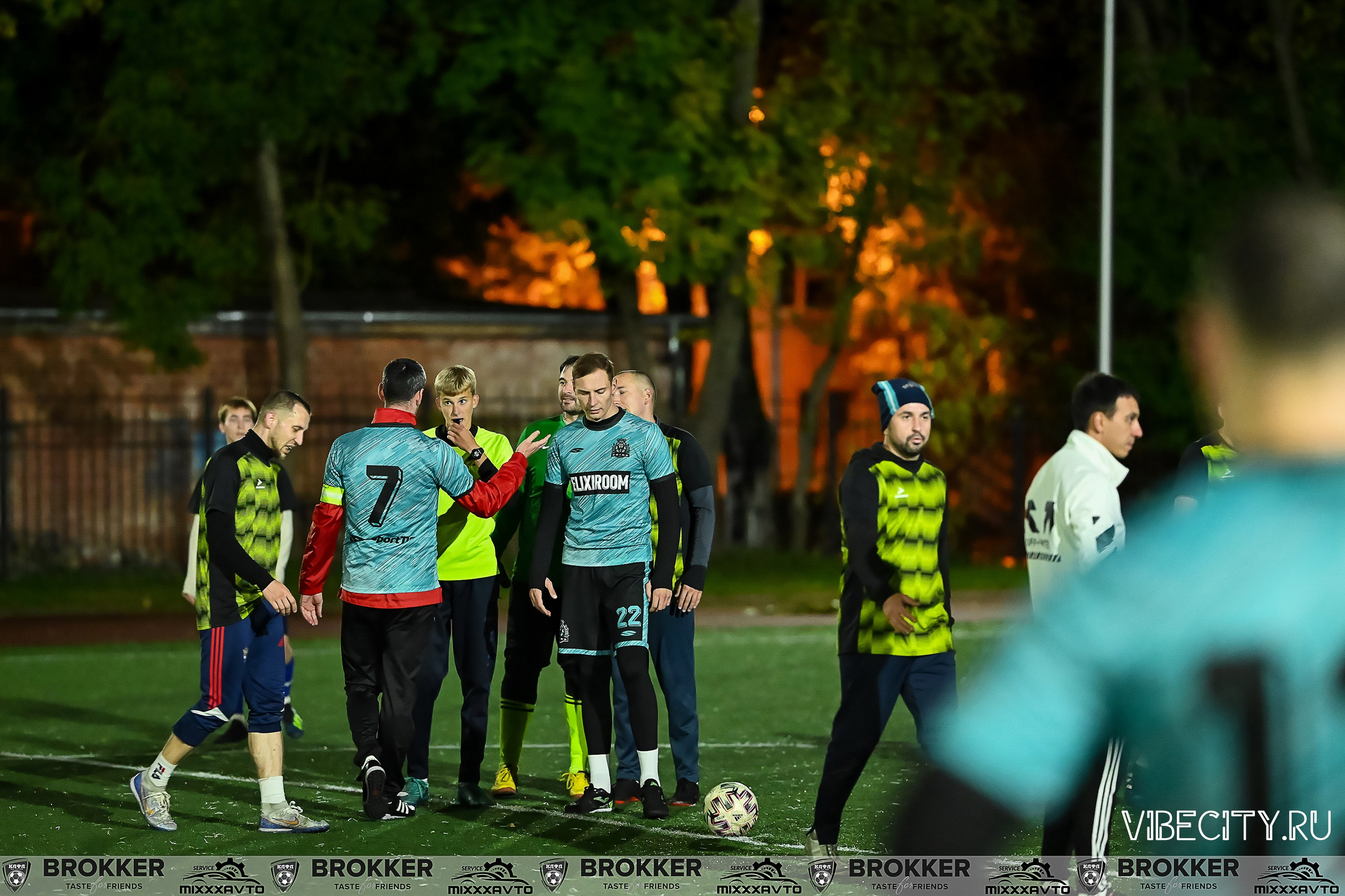 Калининградская Любительская Футбольная Лига. VIBECITY.RU Вайб Сити Ру Фоторепортажи Фотоотчеты Калининград