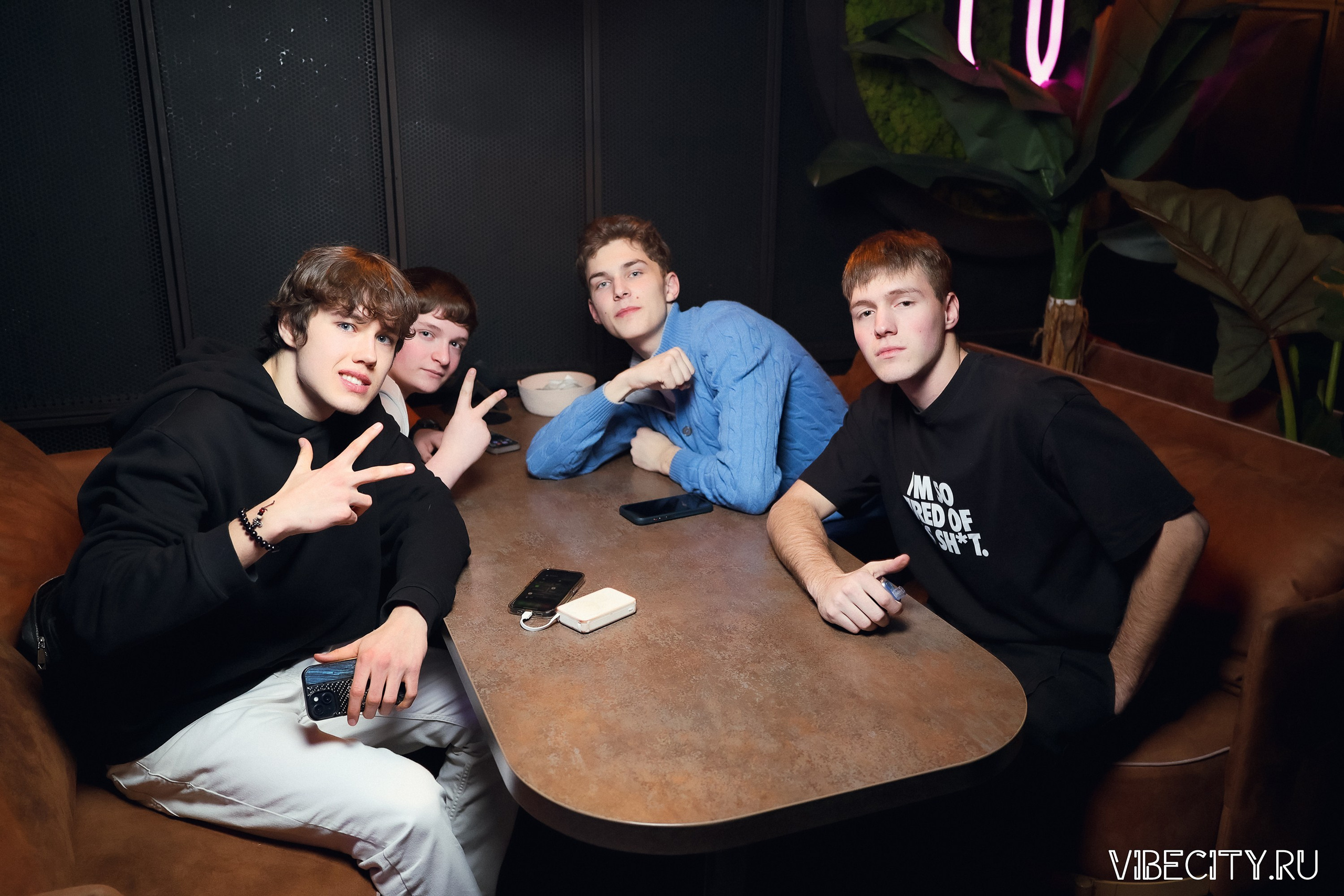 DOUBLE U. VIBECITY.RU Вайб Сити Ру Фоторепортажи Фотоотчеты Калининград