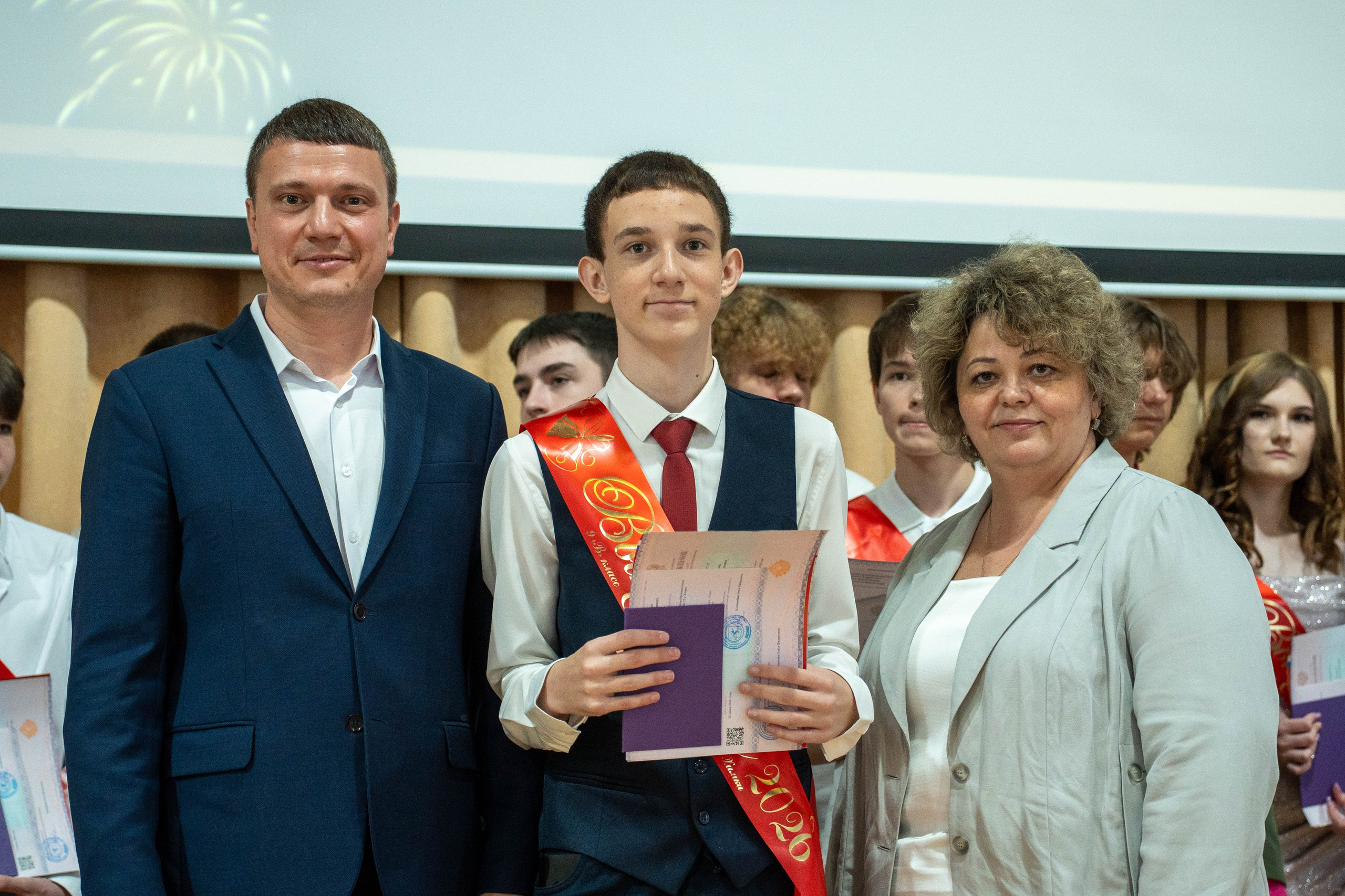 Выпускной 26.06.2026. Коммерческий и художественный фотограф и видеограф в Москве Арсений Тургенев