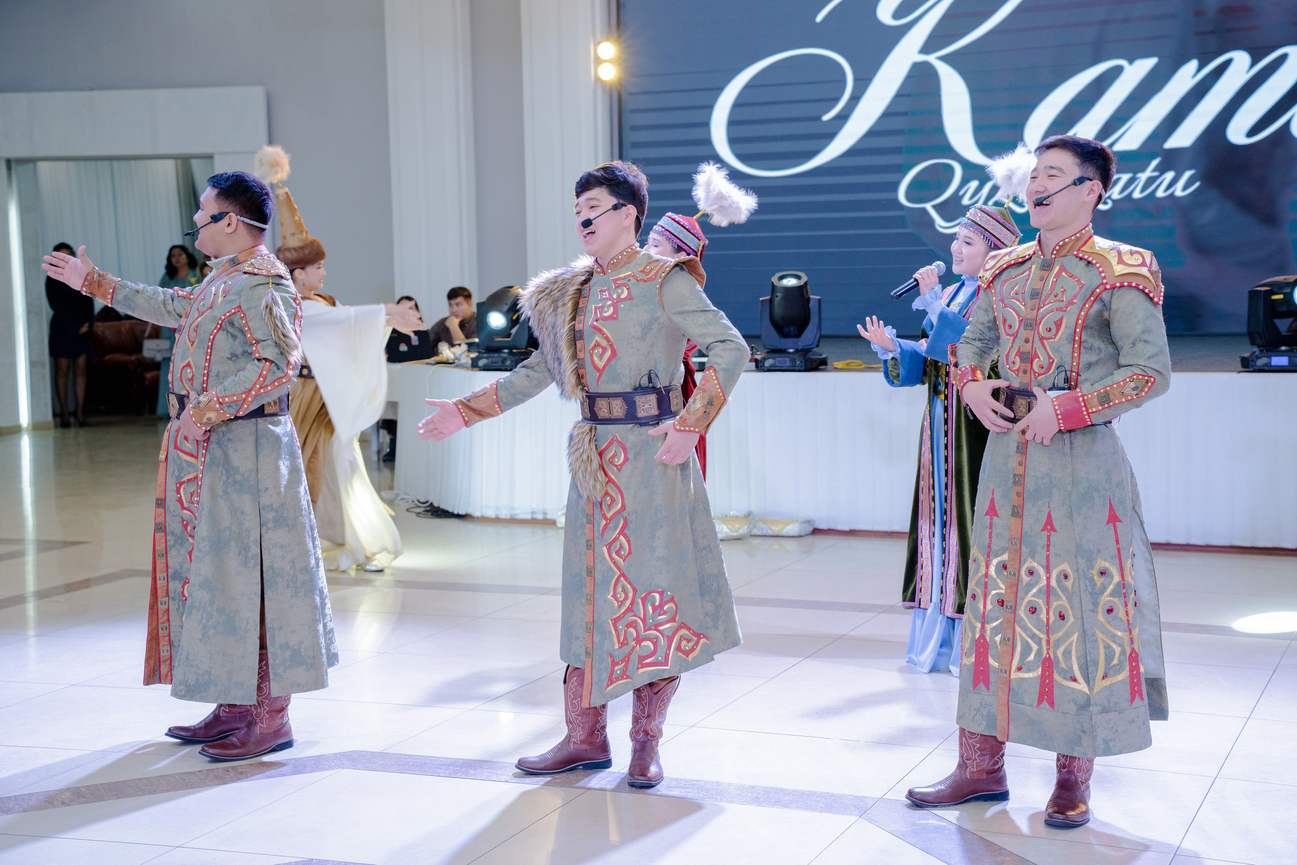 KAMILLA QYZ UZATU. Nomad media