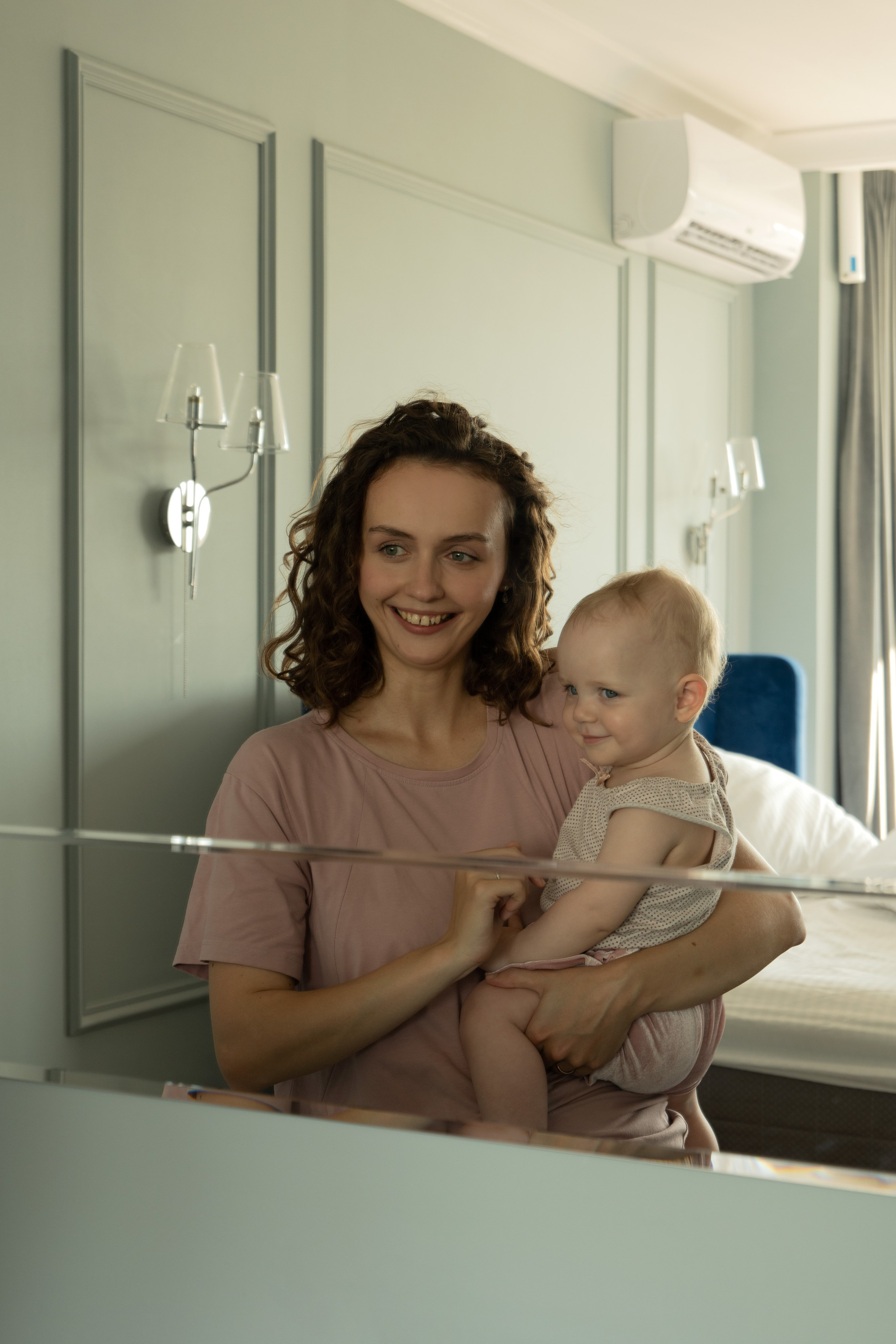 Алисе 1 год. Фотограф видеограф Ольга Василевская