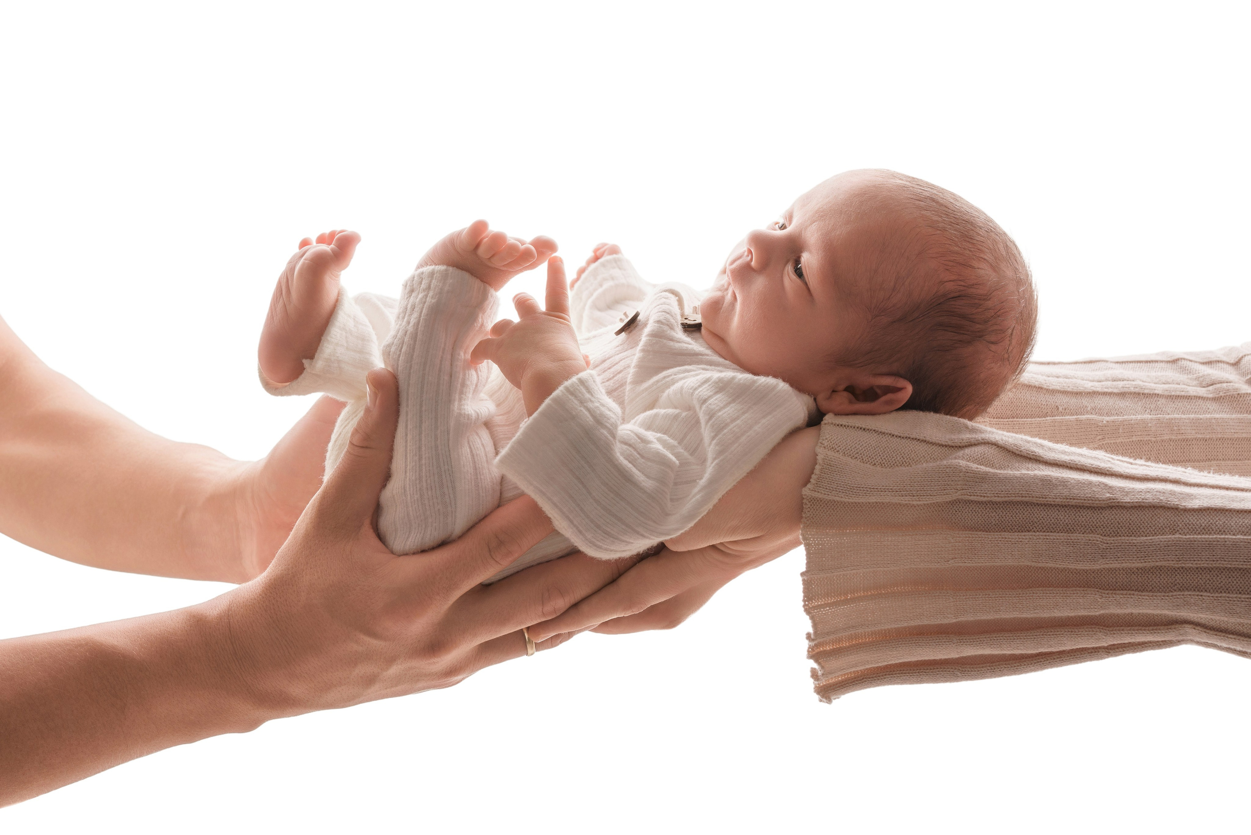 Семейные фотосессии с новорожденными | Трогательные кадры малышей и их близких в Москве и МО. Фотосессия новорожденных в Москве и Московской области | Профессиональный фотограф newborn — Татьяна Иванова