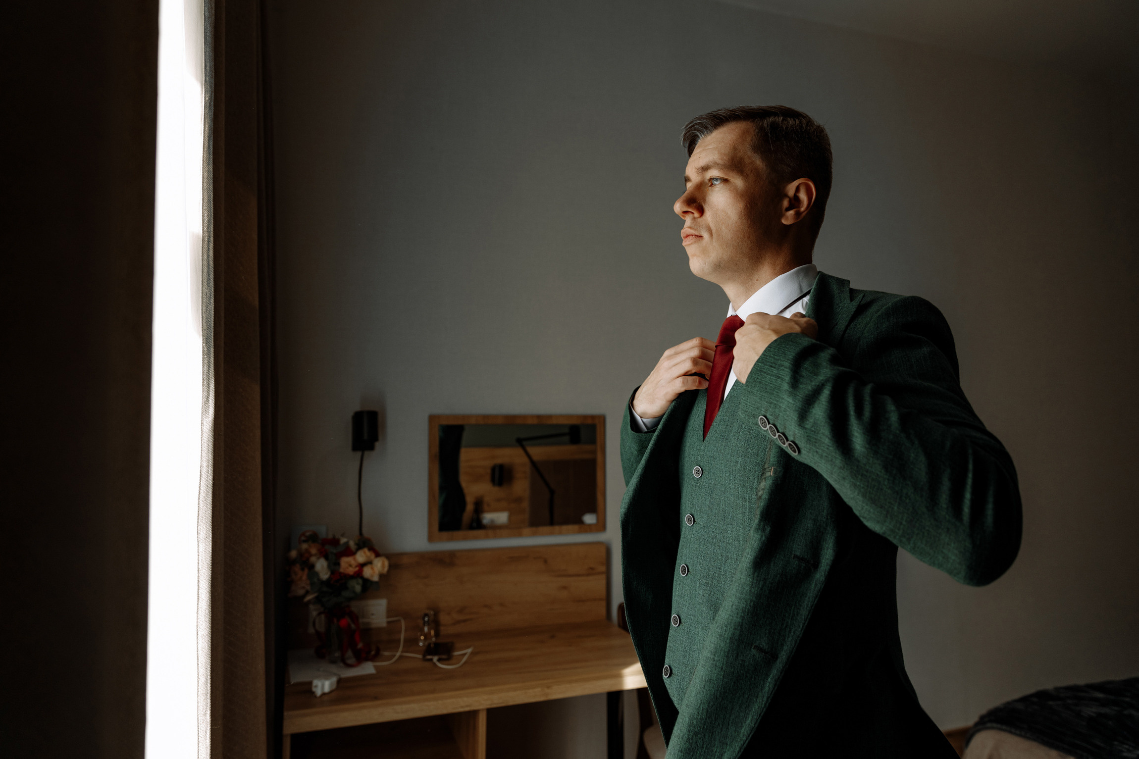 Розовые туфли, зеленый костюм — яркая свадьба Юры и Даши