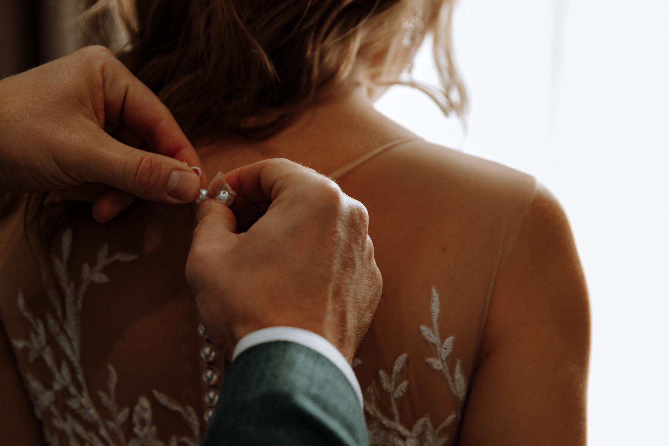 Розовые туфли, зеленый костюм — яркая свадьба Юры и Даши