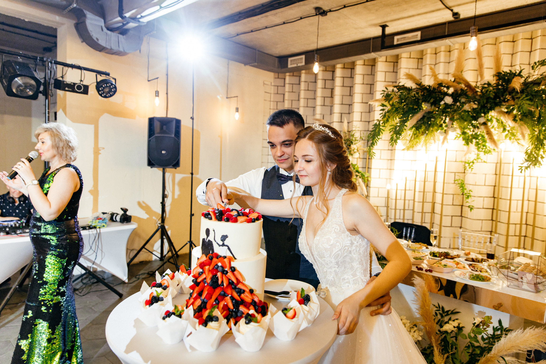 Виктор и Виктория