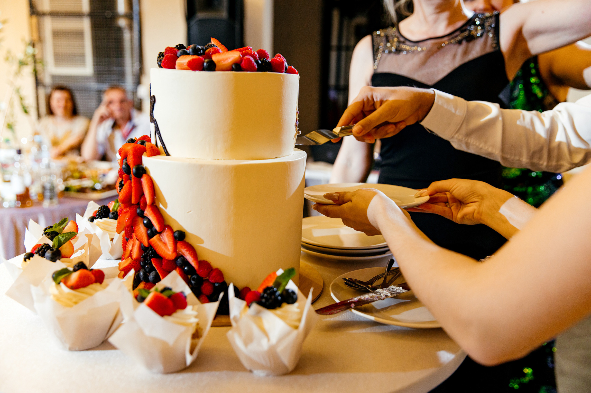 Виктор и Виктория