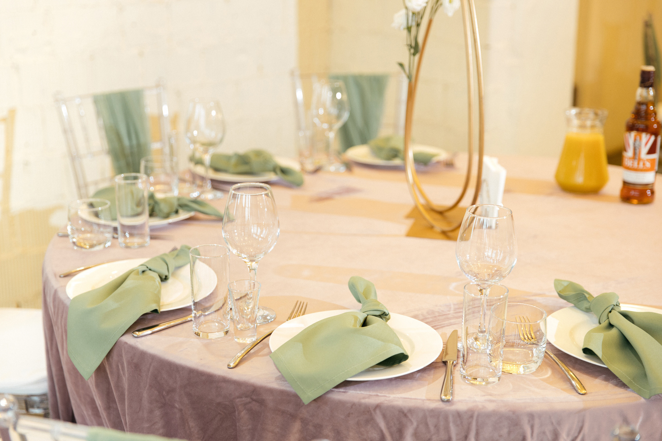 Виктор и Виктория