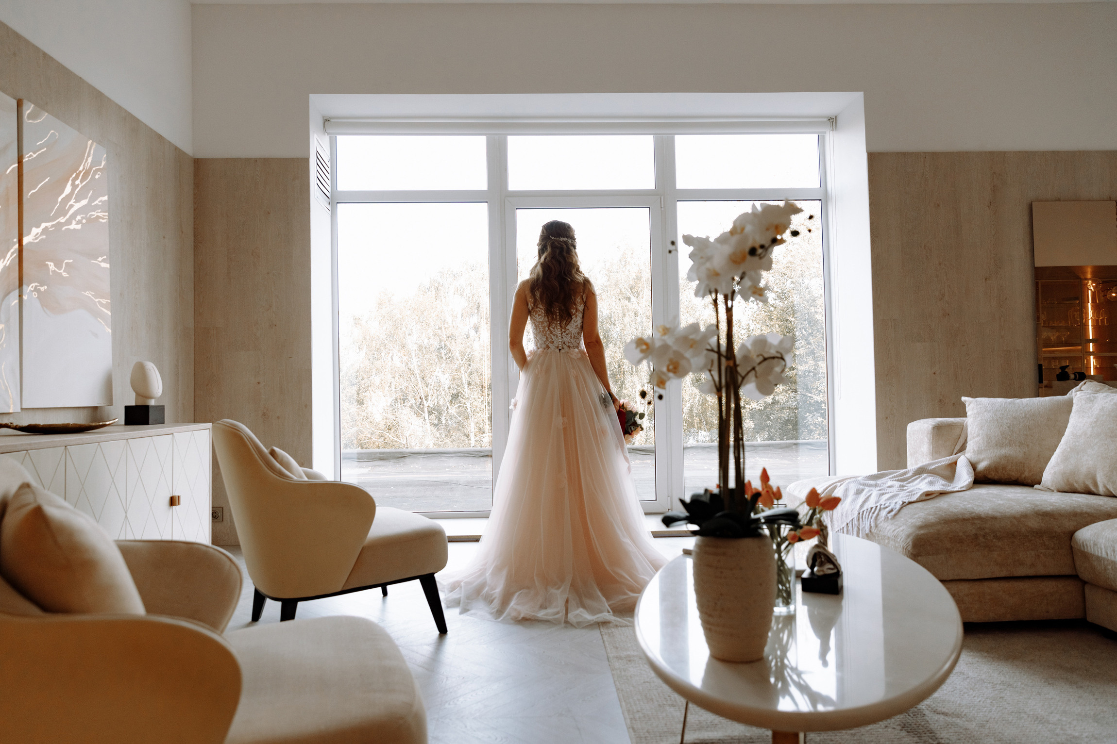 Розовые туфли, зеленый костюм — яркая свадьба Юры и Даши