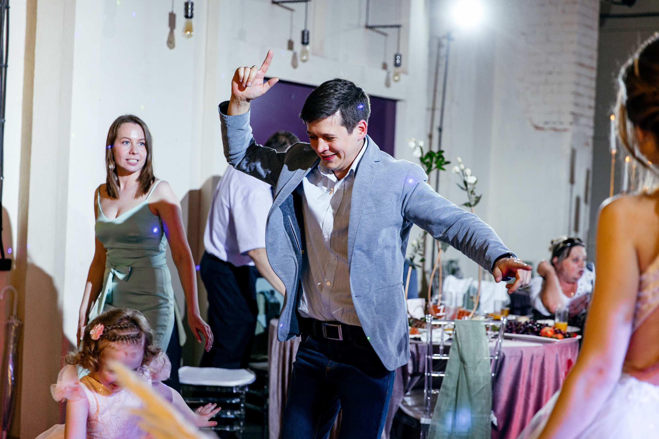 Виктор и Виктория