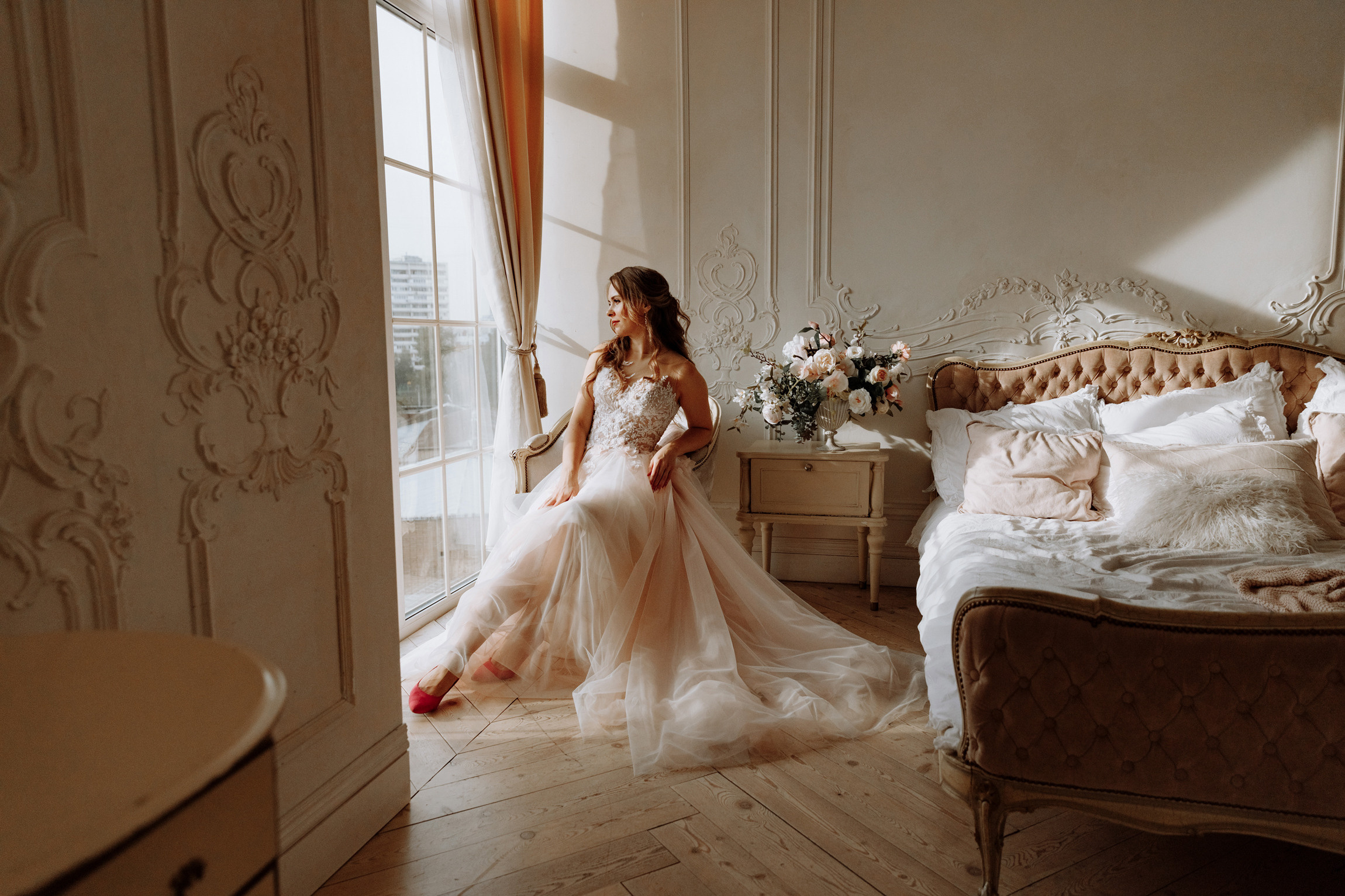 Розовые туфли, зеленый костюм — яркая свадьба Юры и Даши