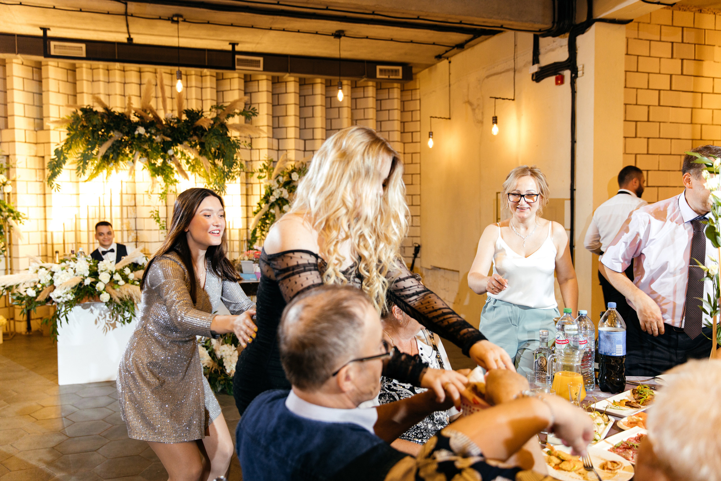 Виктор и Виктория