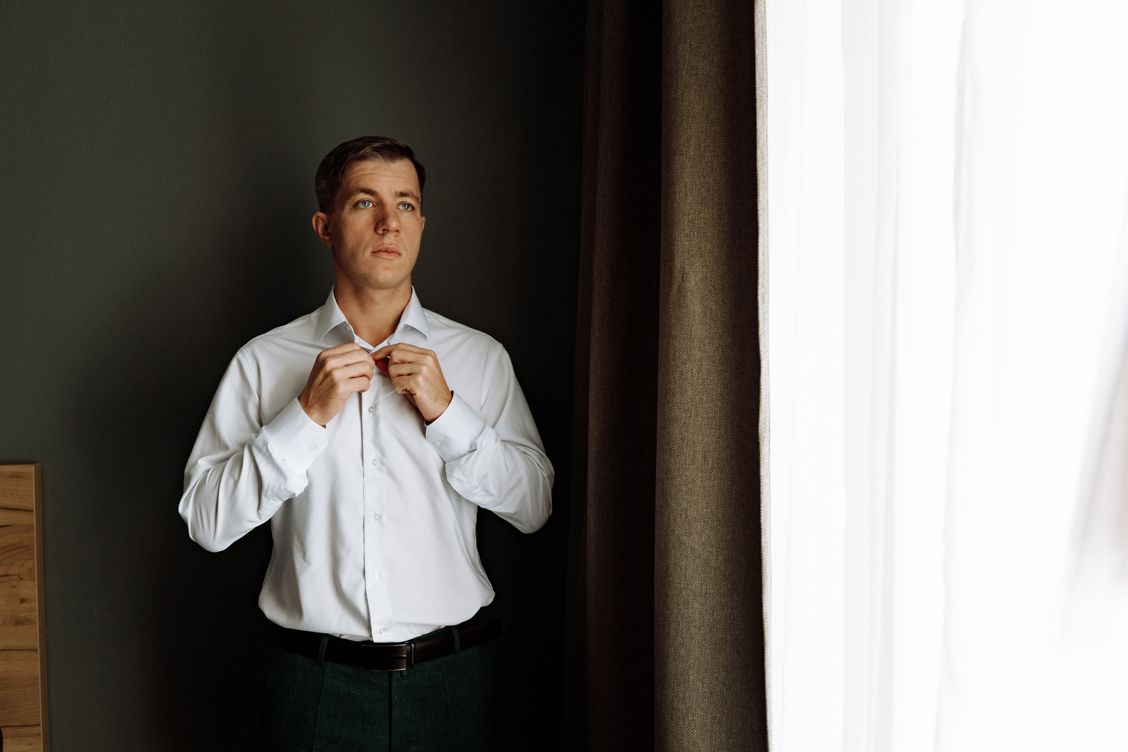 Розовые туфли, зеленый костюм — яркая свадьба Юры и Даши