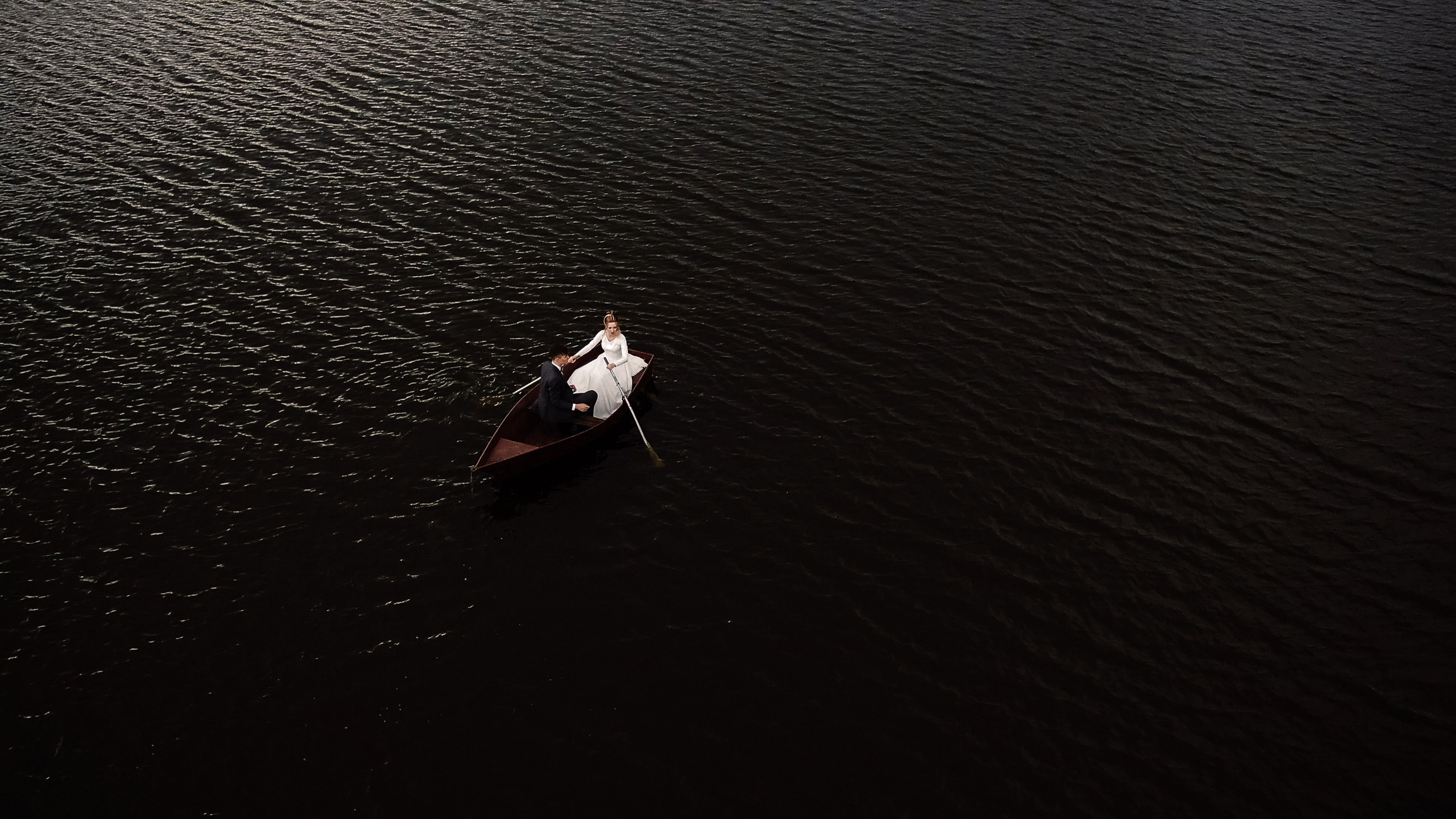 Свадьба у озера