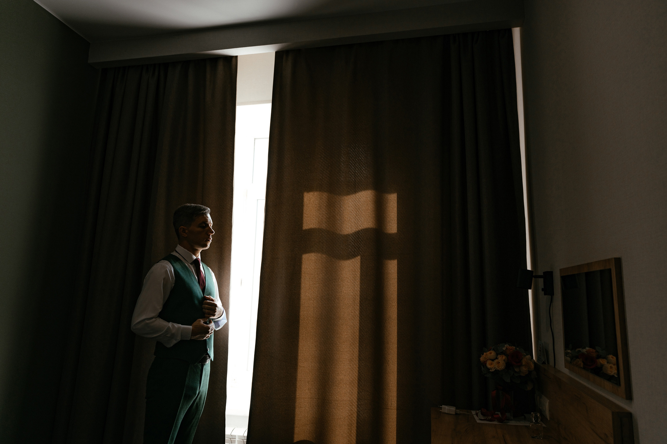 Розовые туфли, зеленый костюм — яркая свадьба Юры и Даши