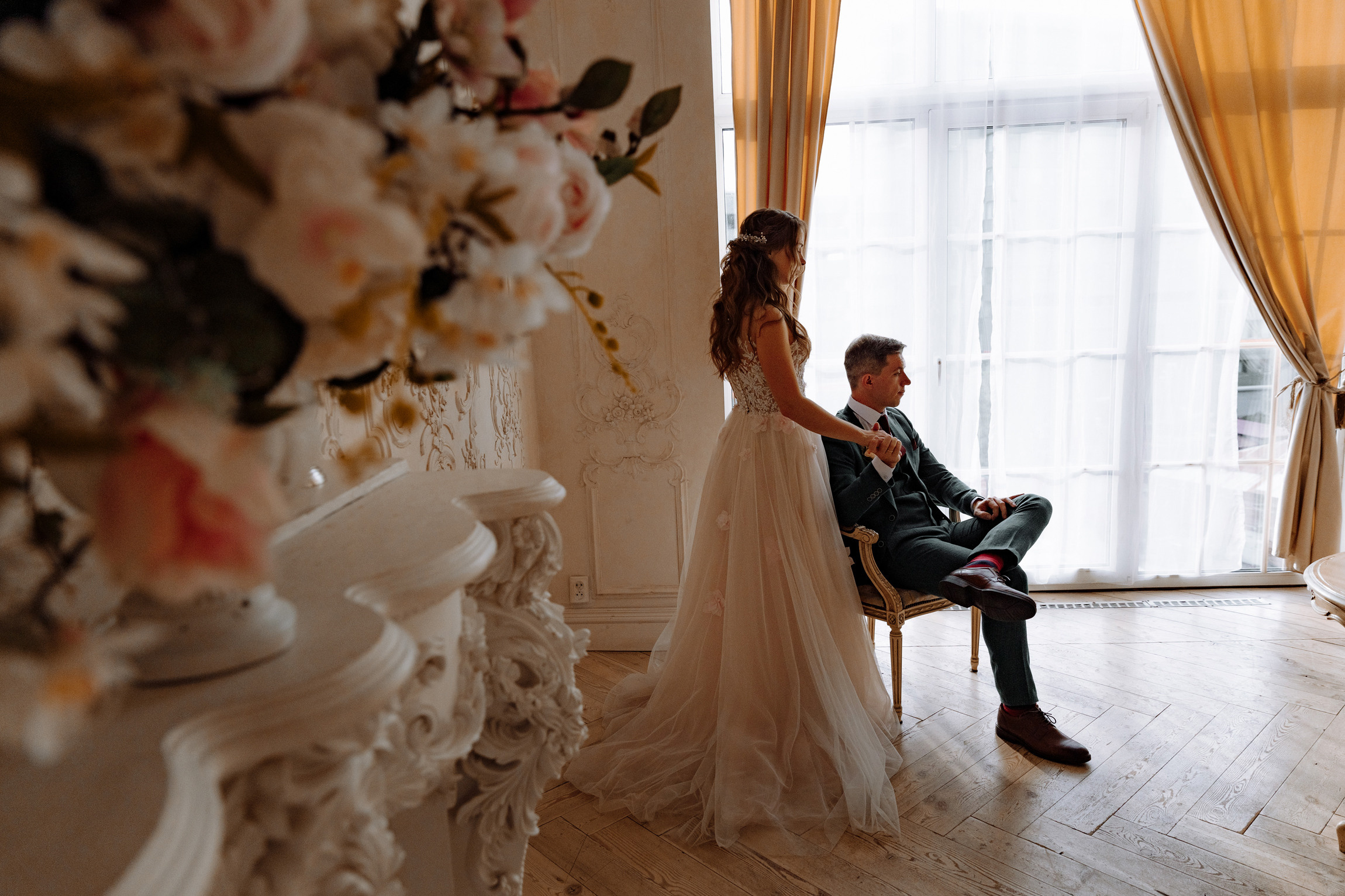 Розовые туфли, зеленый костюм — яркая свадьба Юры и Даши