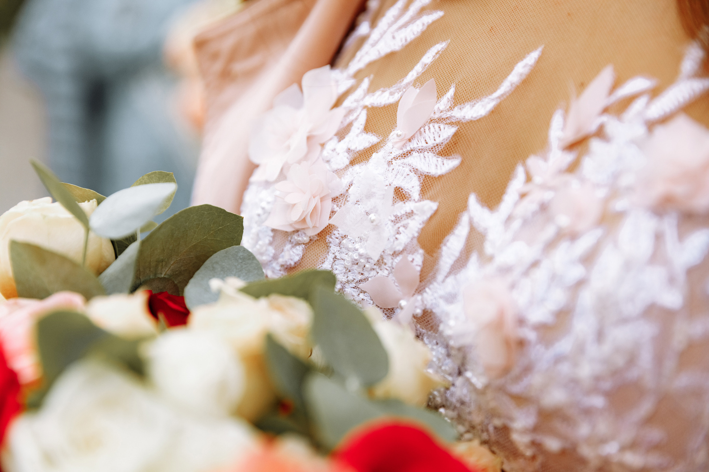 Розовые туфли, зеленый костюм — яркая свадьба Юры и Даши