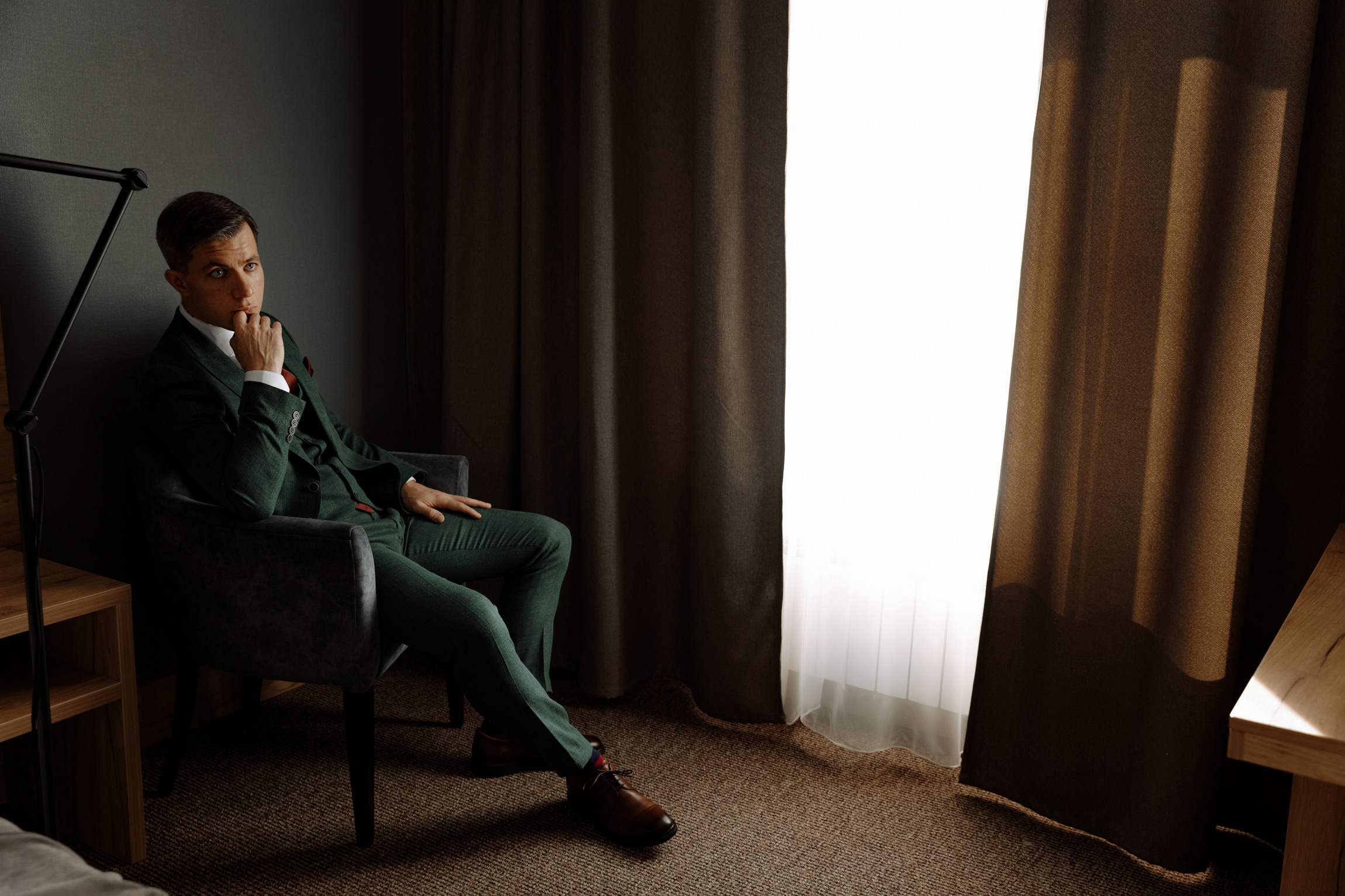 Розовые туфли, зеленый костюм — яркая свадьба Юры и Даши