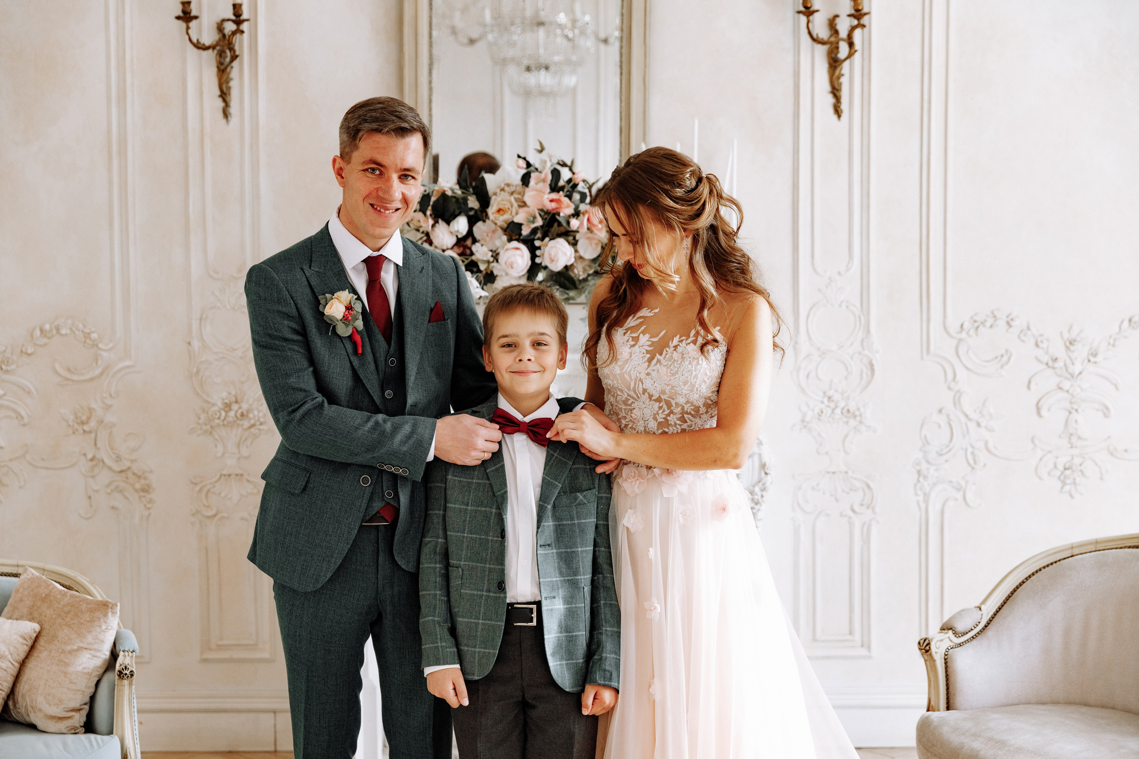 Розовые туфли, зеленый костюм — яркая свадьба Юры и Даши