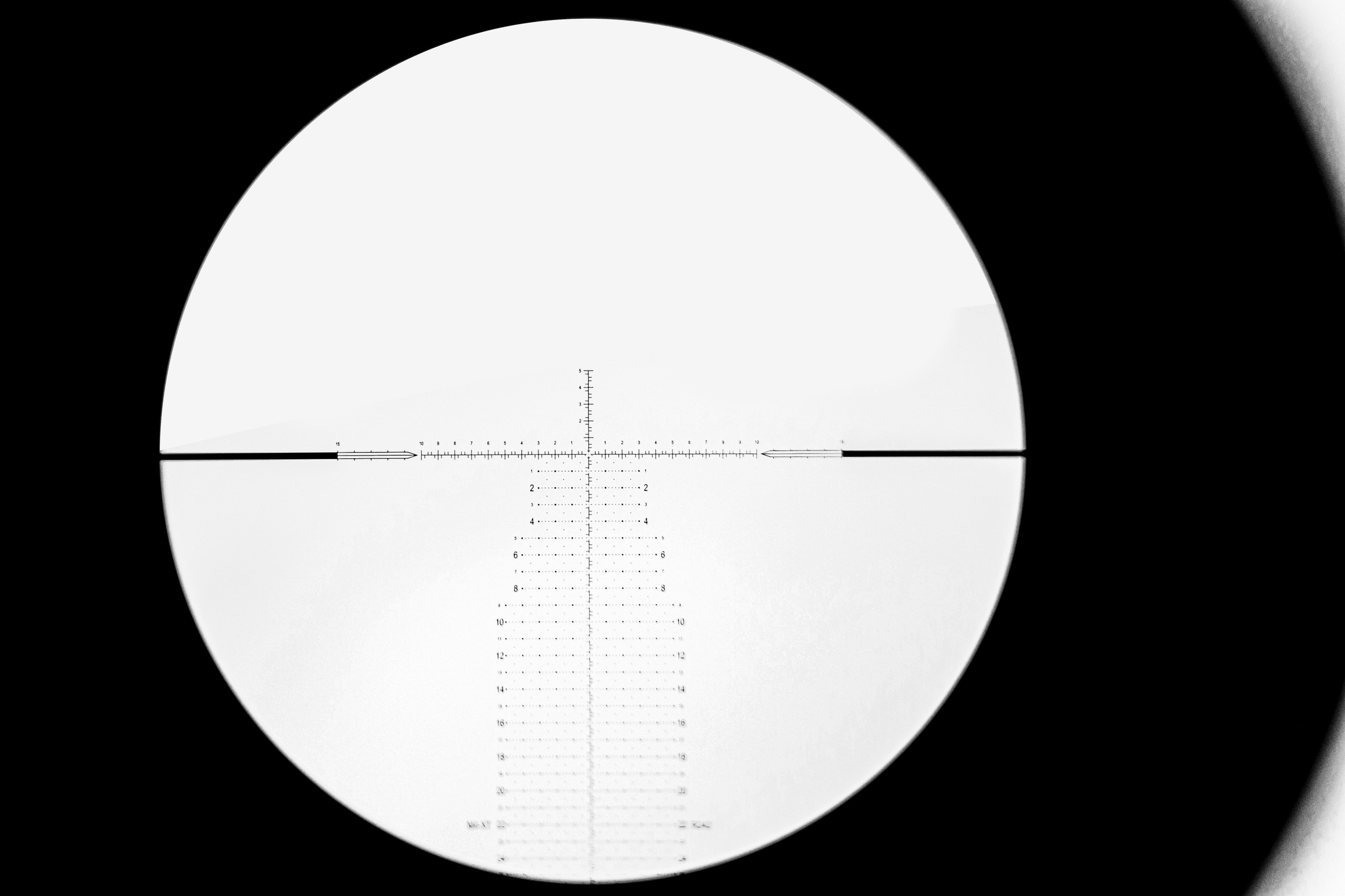 Предметная фотография оптических приборов и оружия. Предметный фотограф в Москве и Московской области