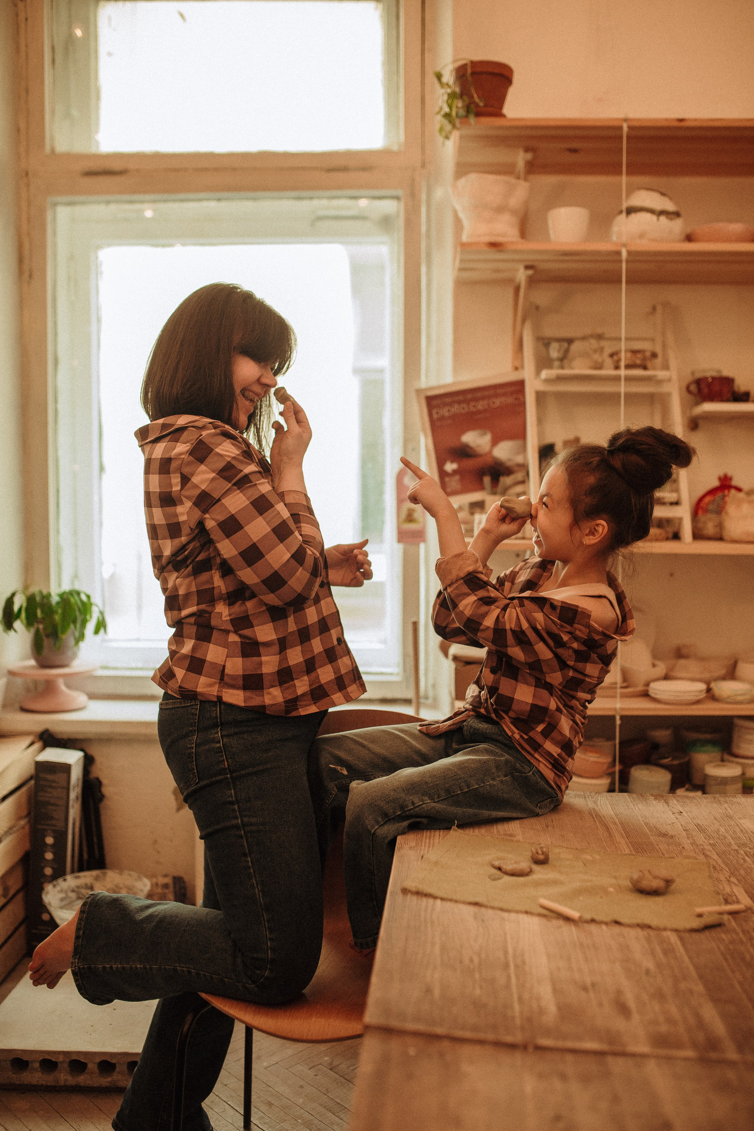 Дина & София гончарная. Семейный и Свадебный фотограф в Санкт-Петербурге Плохая Екатерина