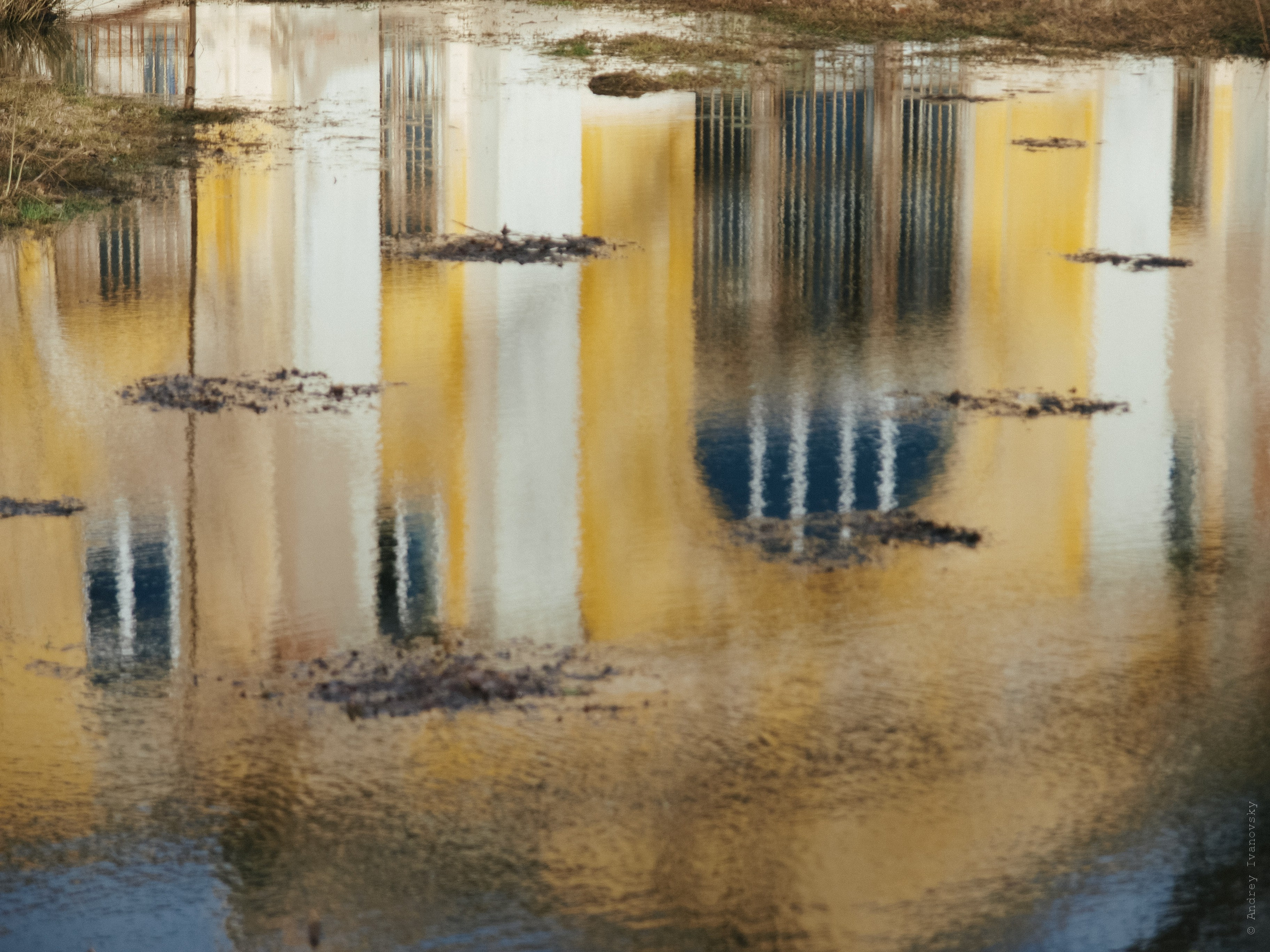 Прогулки по Петергофу — Olympus E-3 / Zuiko 14-54. Famitsu