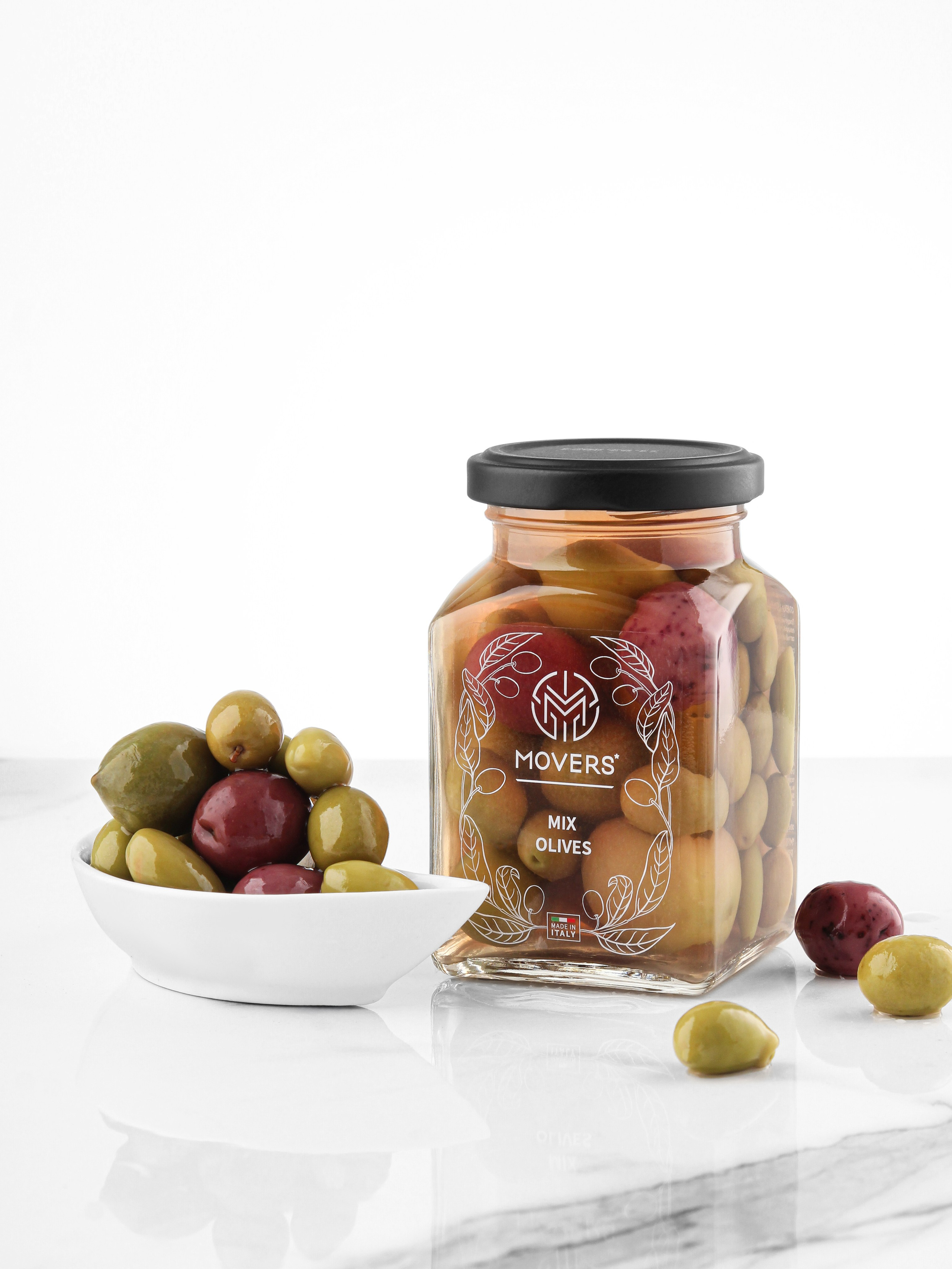 Профессиональная каталожная съемка консервированной продукции на белом фоне для Ozon |предметный фотограф Санкт-Петербург