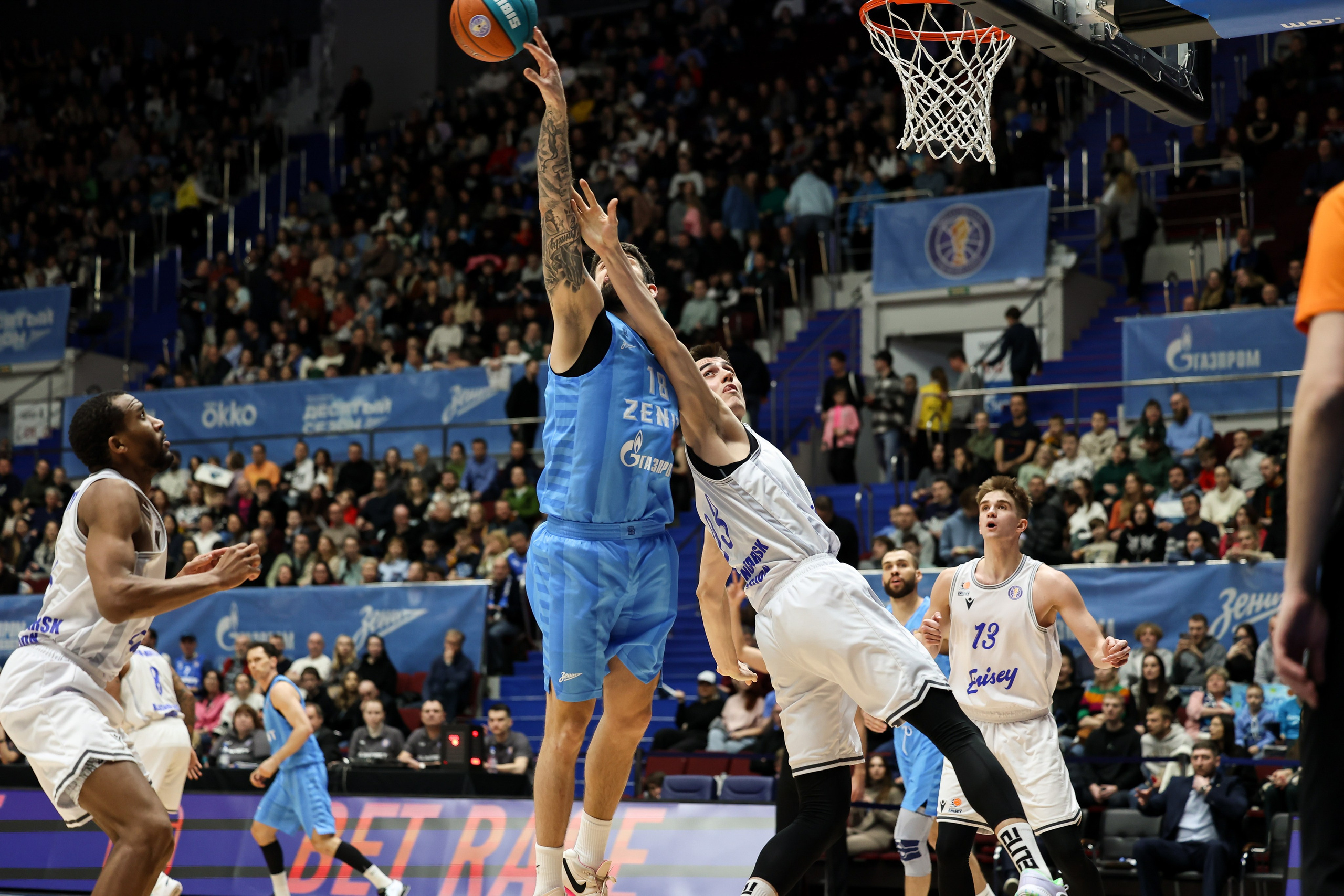 Зенит-Енисей 10.03.2024. Спортивный и репортажный фотограф Антон Тереханов