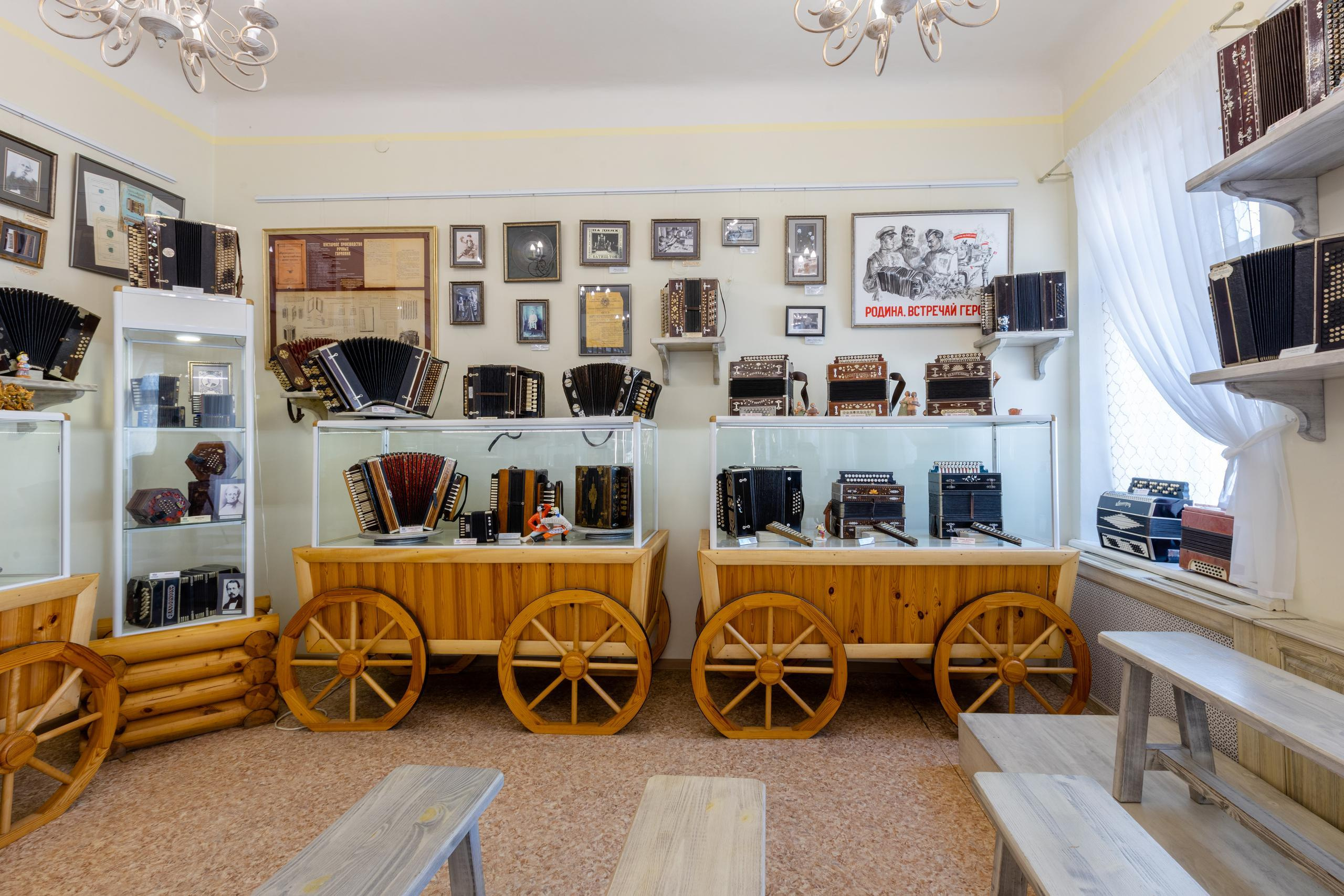 Музей Гармони Деда Филимона в г. Тула. Фотограф в Туле Крупский АнДРей. Фотостудия «КАДР71» в Туле