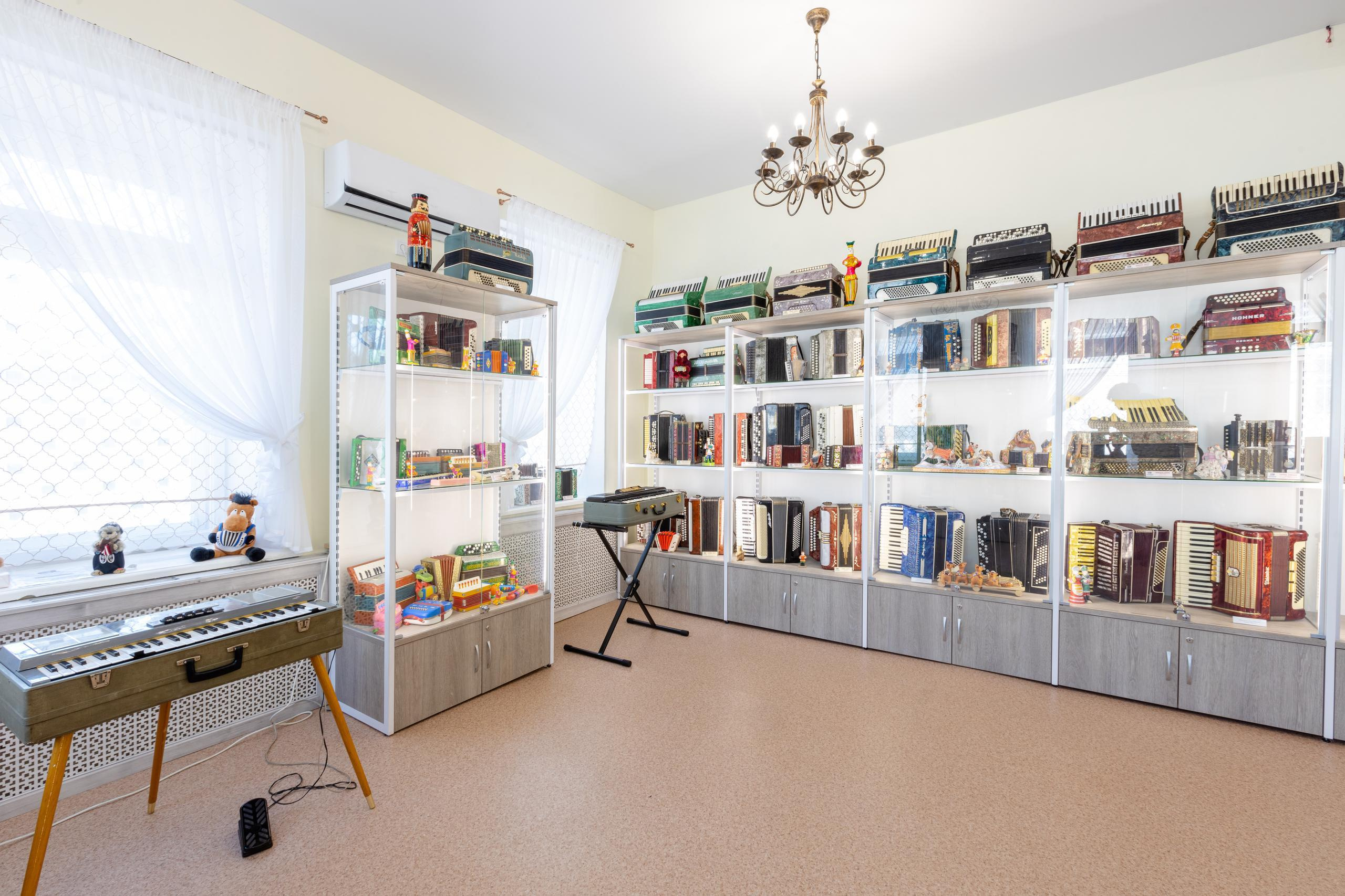 Музей Гармони Деда Филимона в г. Тула. Фотограф в Туле Крупский АнДРей. Фотостудия «КАДР71» в Туле