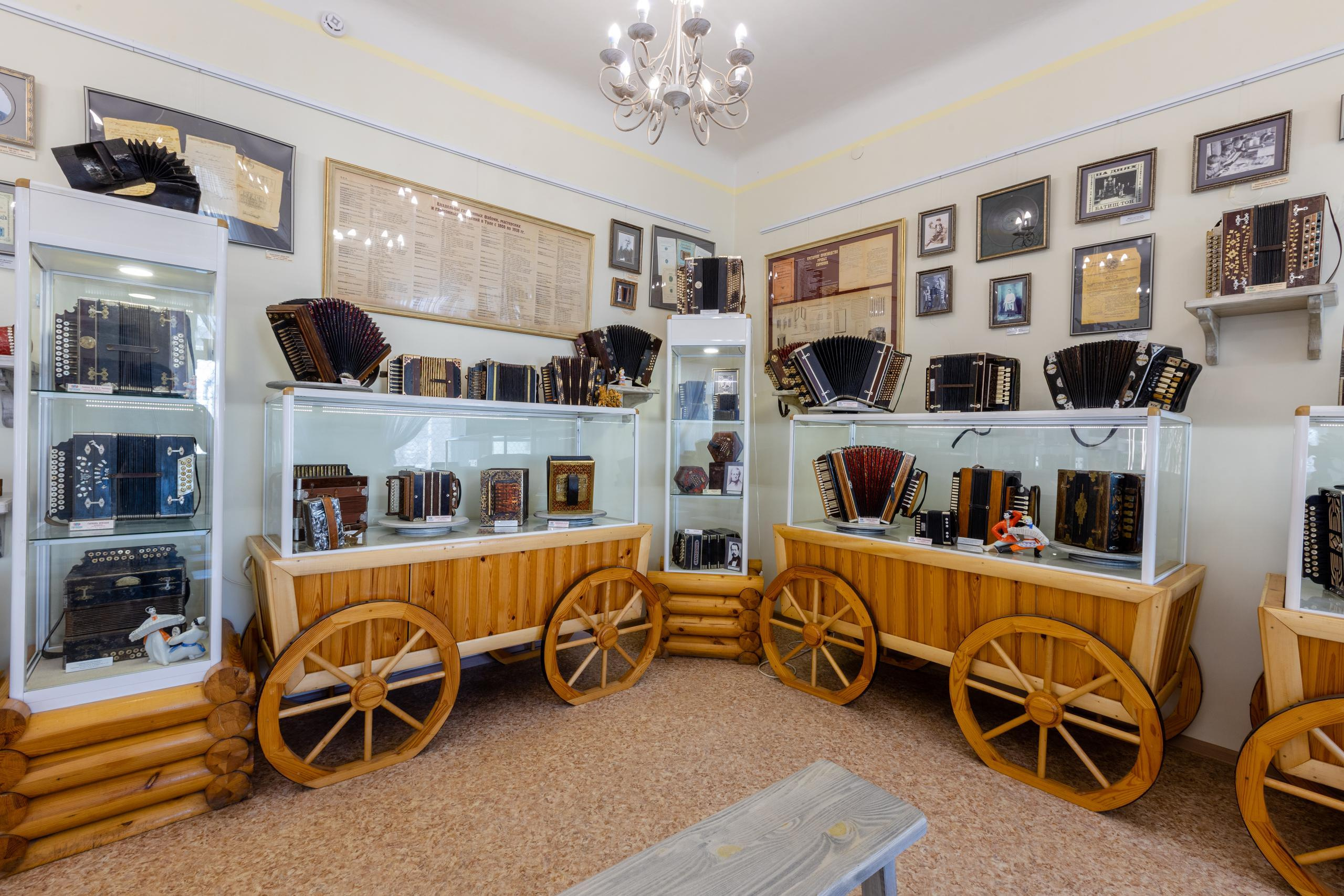 Музей Гармони Деда Филимона в г. Тула. Фотограф в Туле Крупский АнДРей. Фотостудия «КАДР71» в Туле